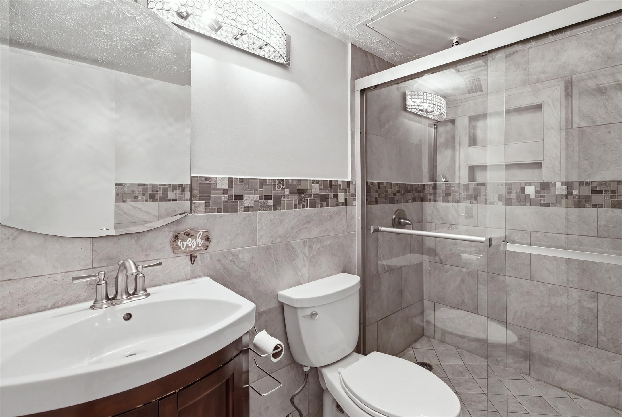 3709 Yaupon Drive