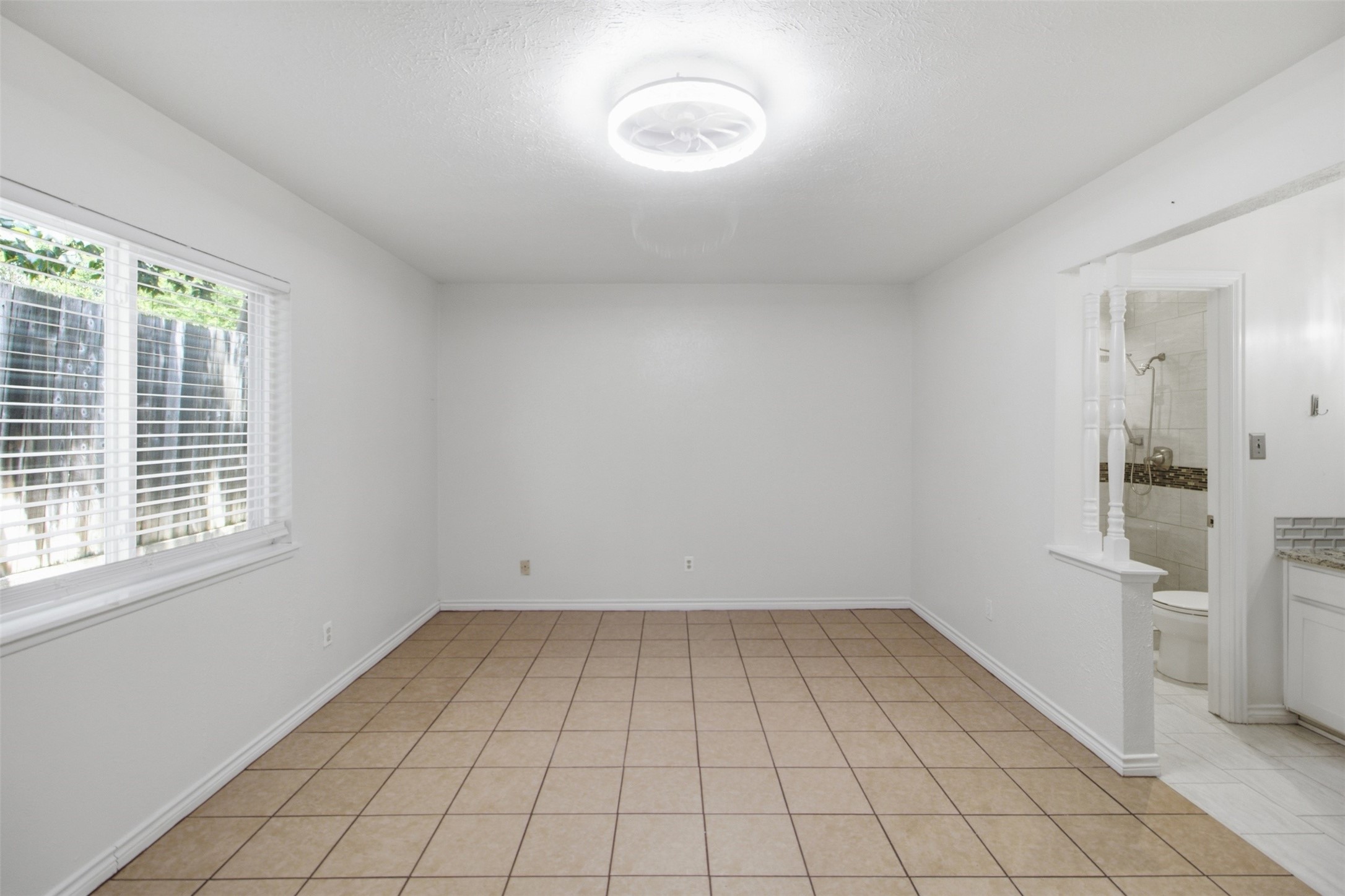 3709 Yaupon Drive