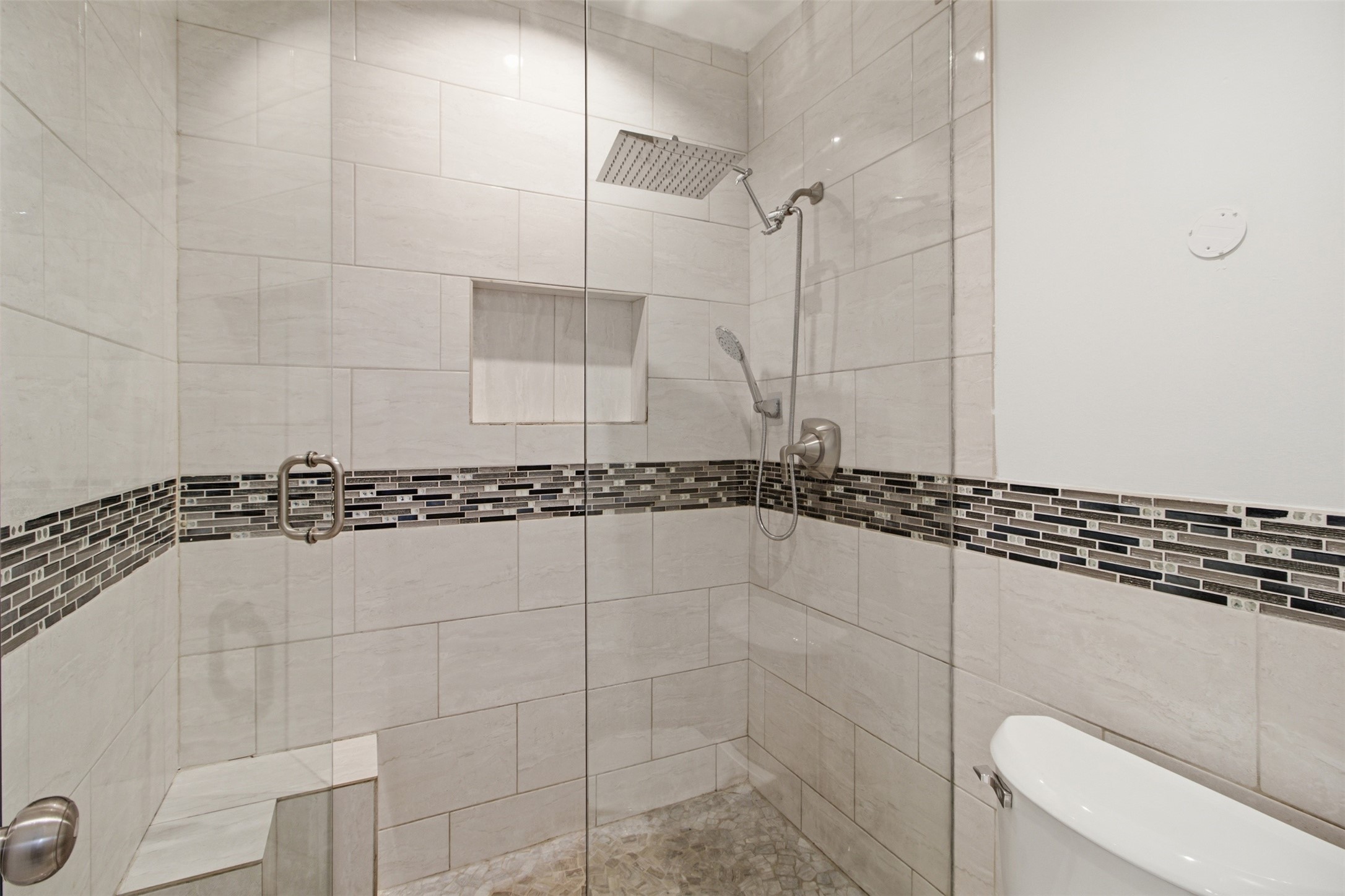 3709 Yaupon Drive