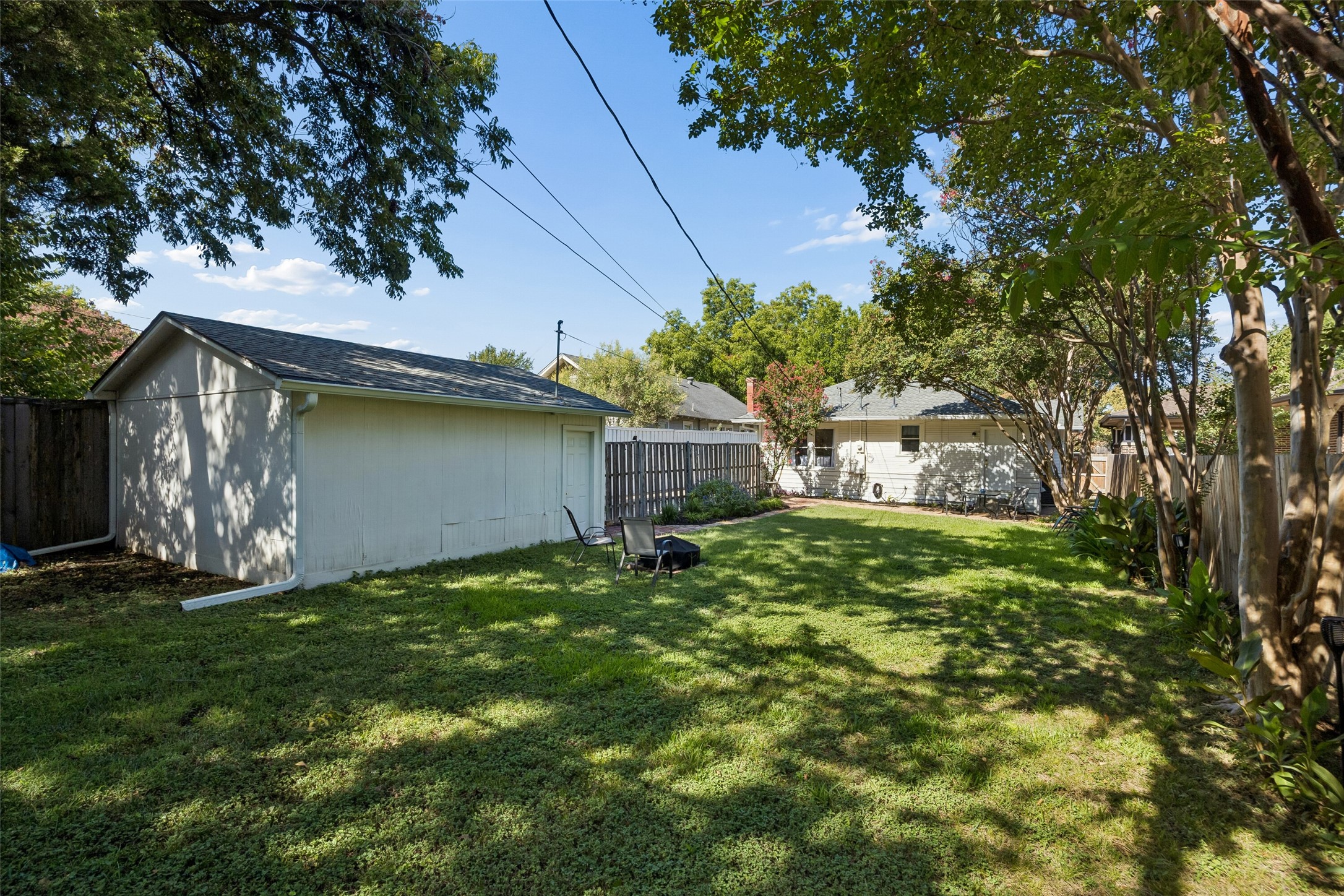 126 S Waverly Drive
