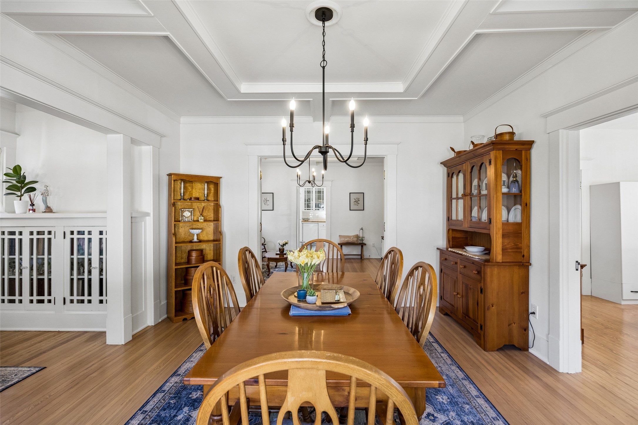 126 S Waverly Drive