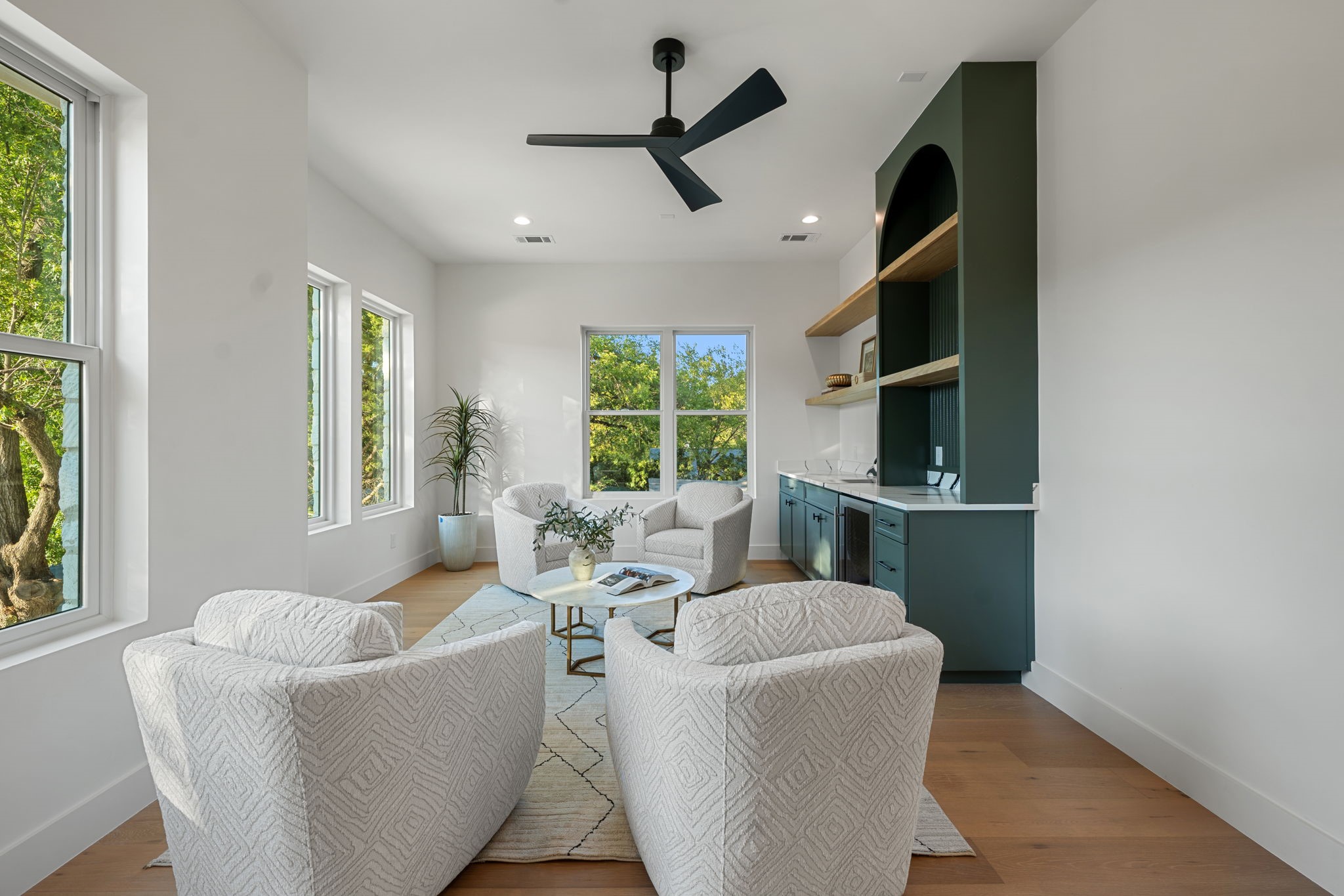 8902 San Leandro Drive