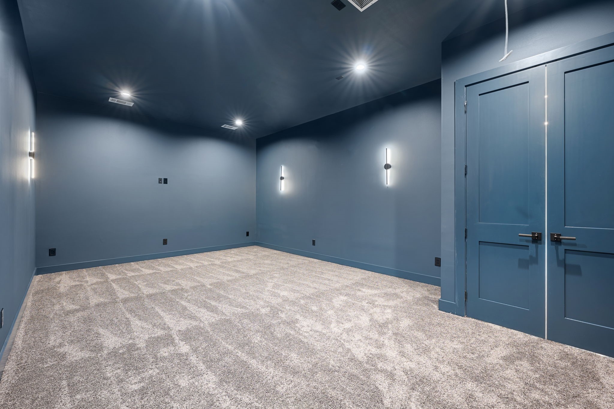 8902 San Leandro Drive