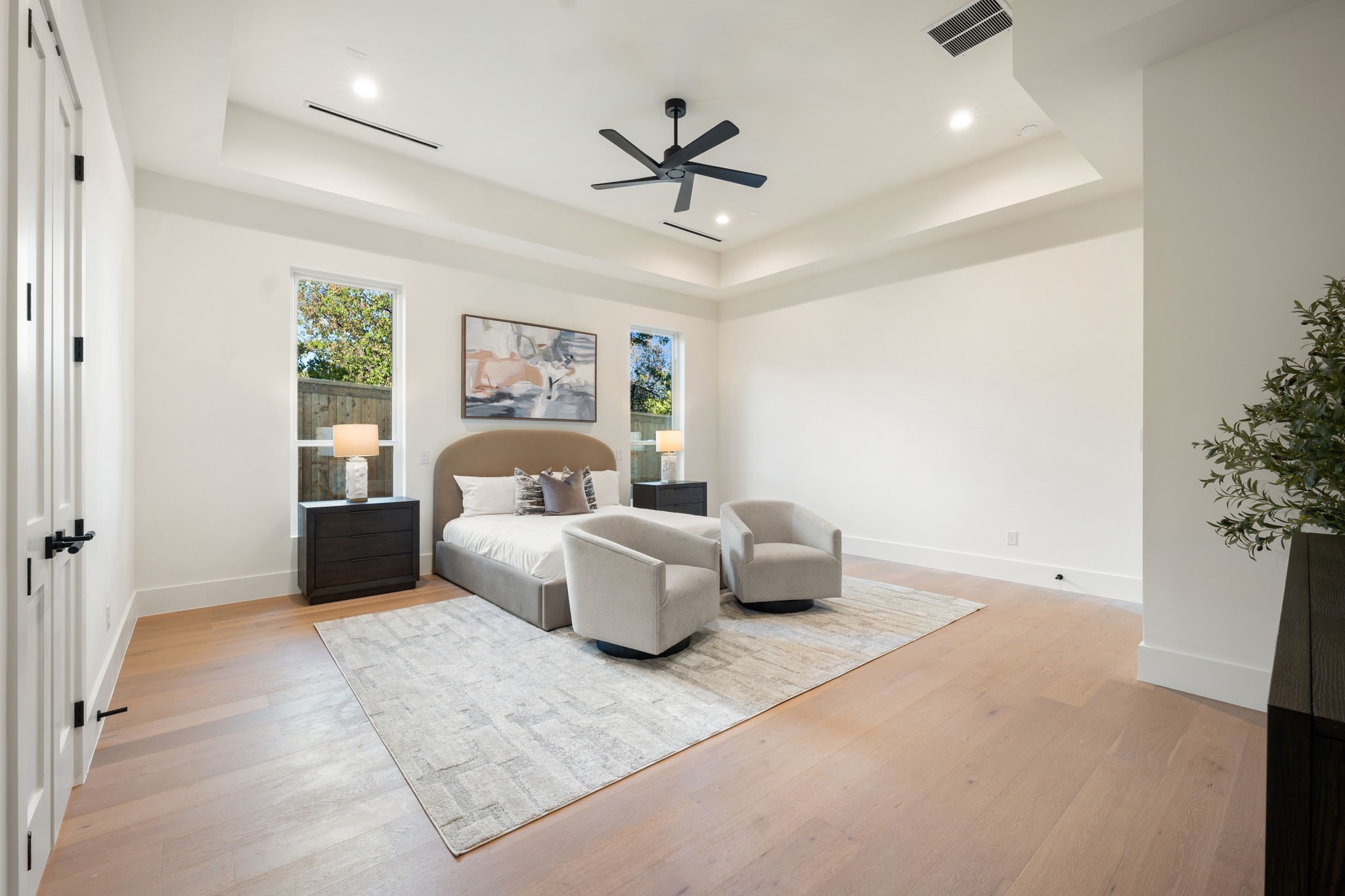 8902 San Leandro Drive