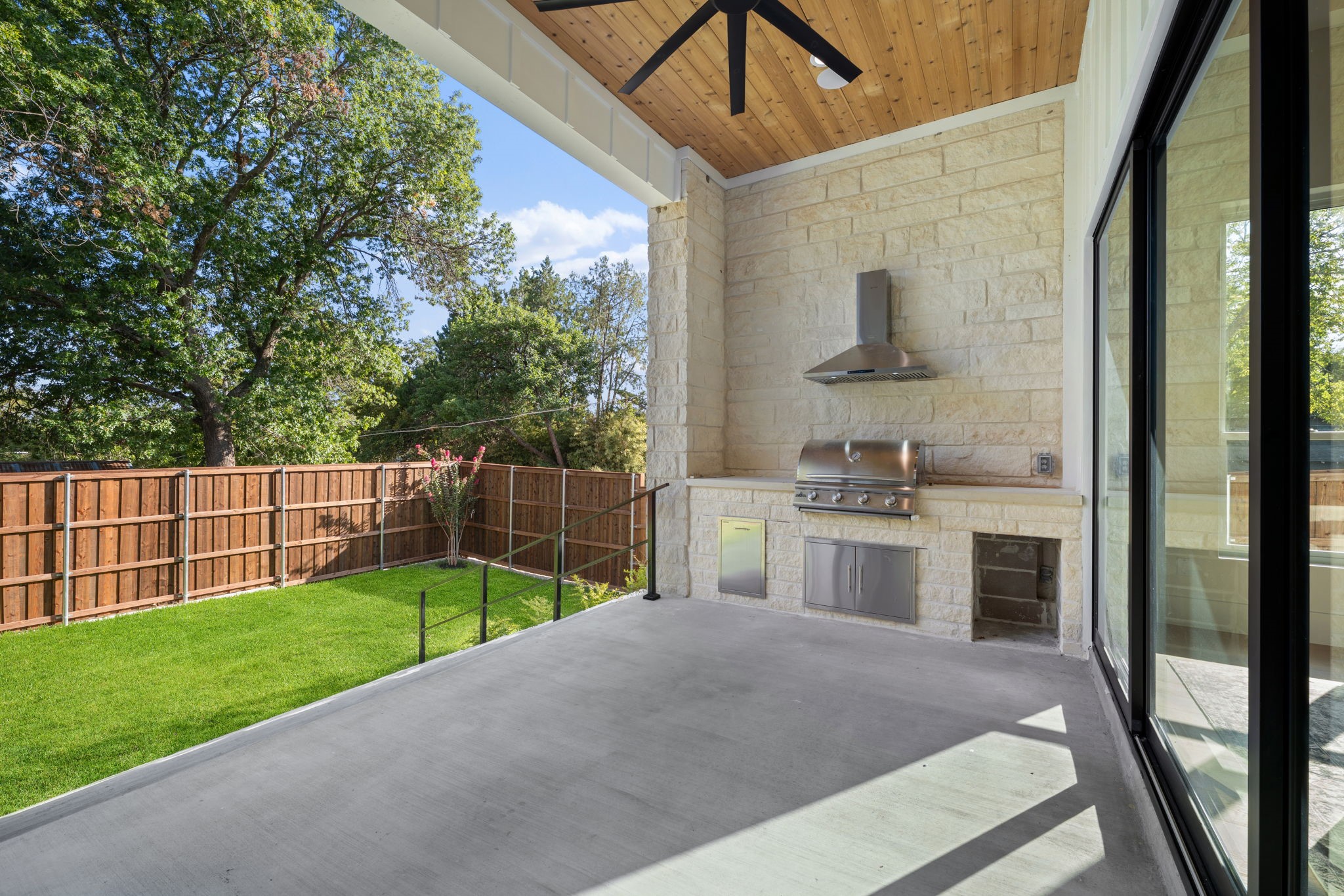 8902 San Leandro Drive