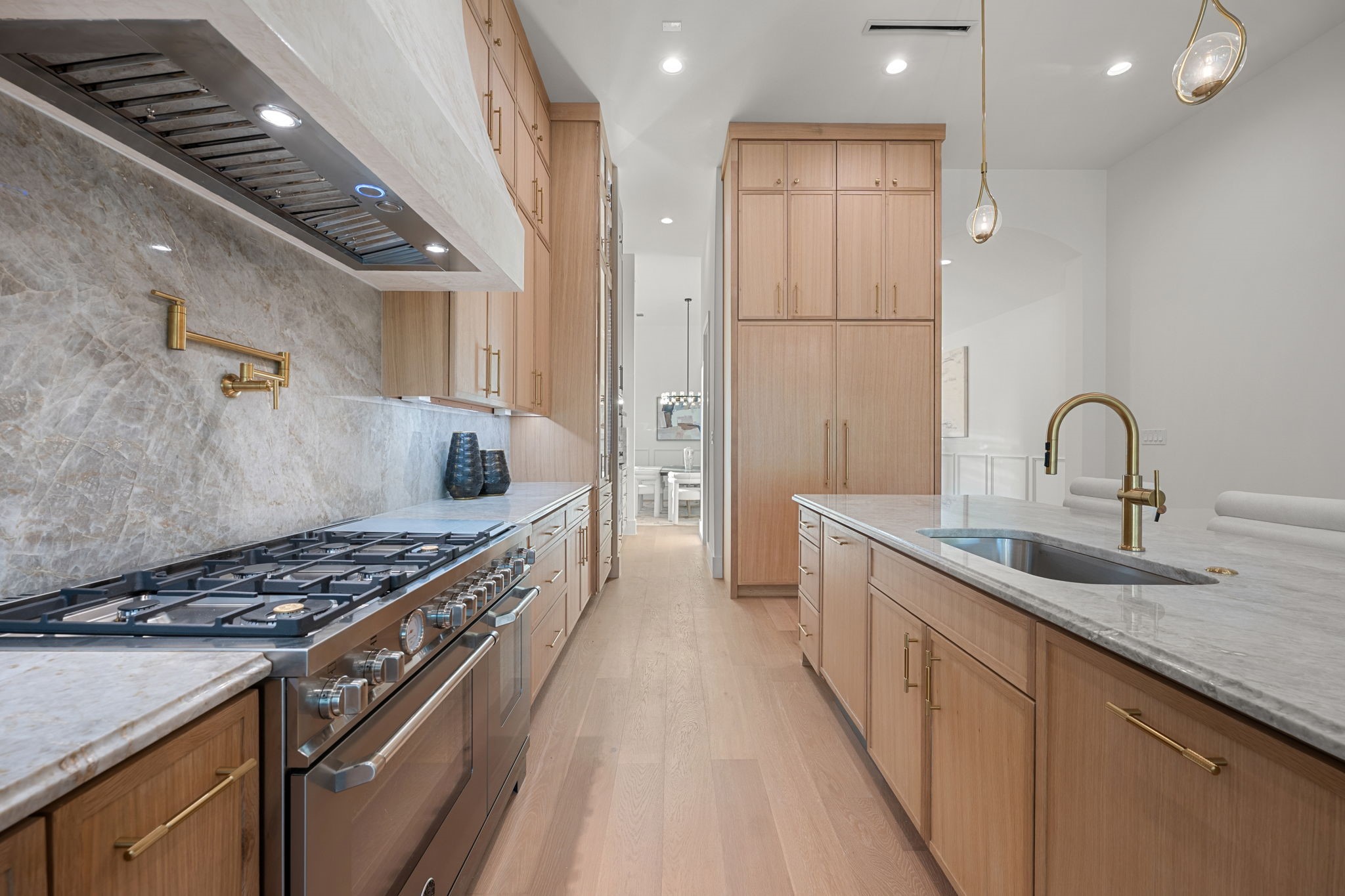8902 San Leandro Drive