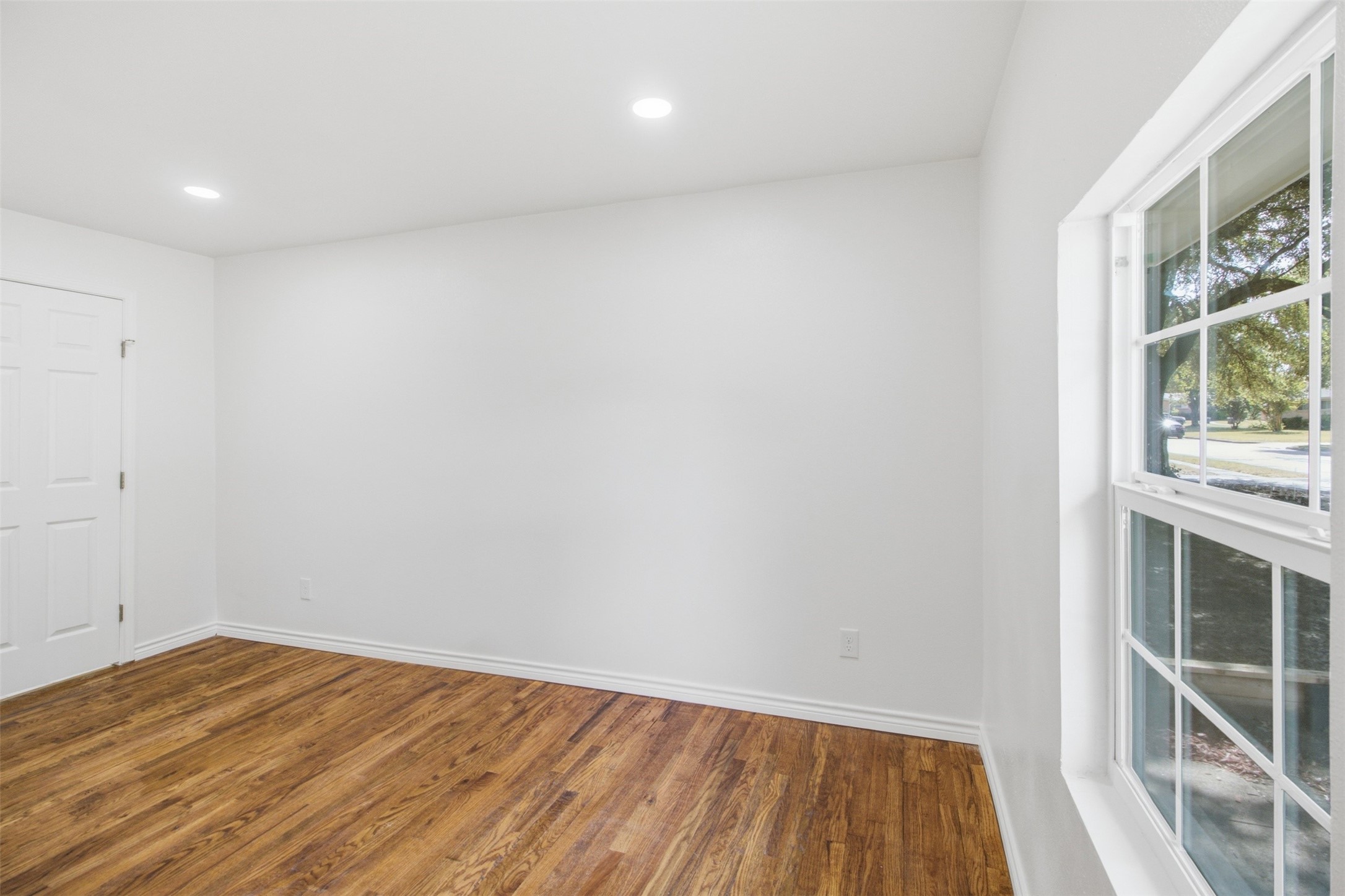 11022 Dunaway Drive