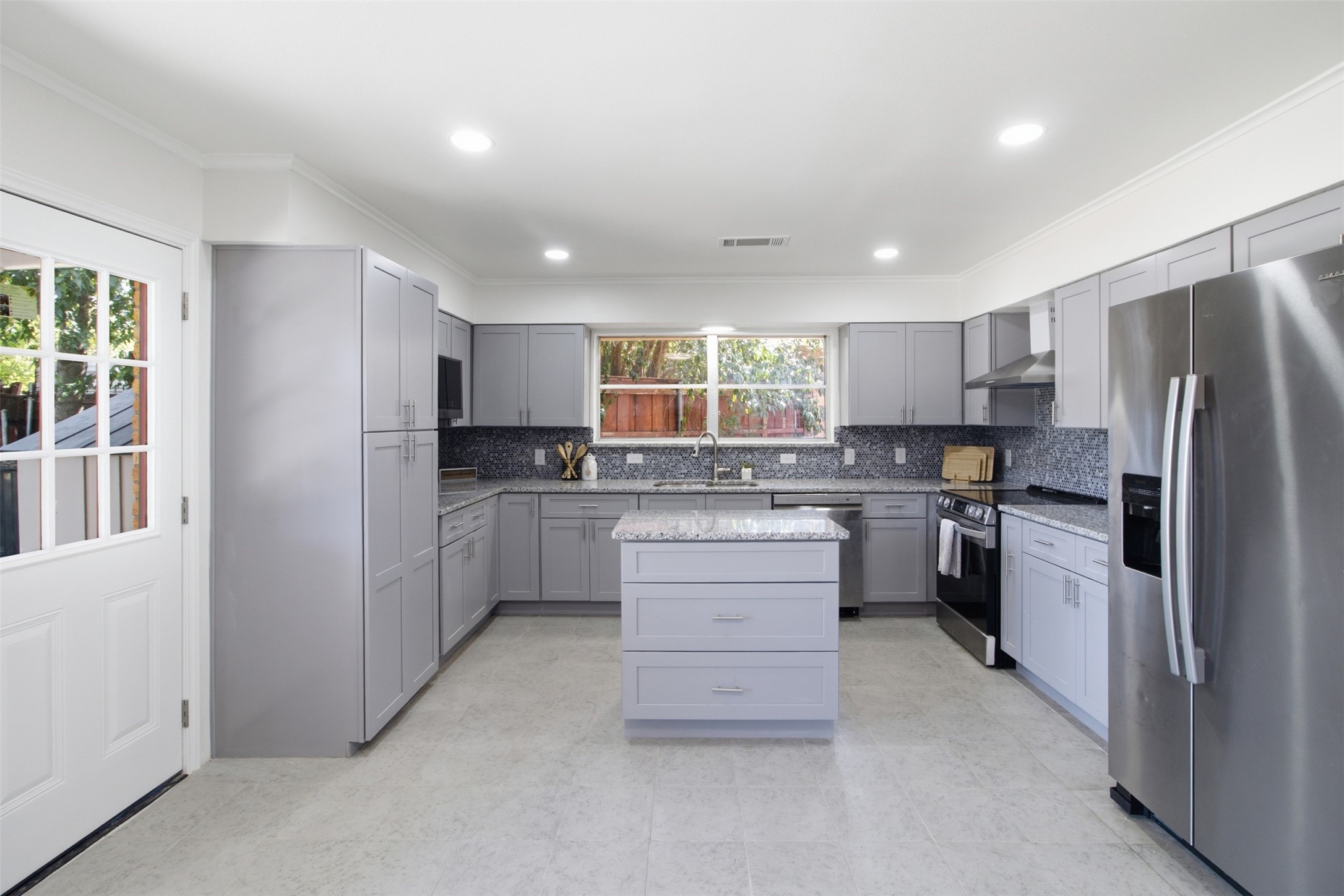 11022 Dunaway Drive