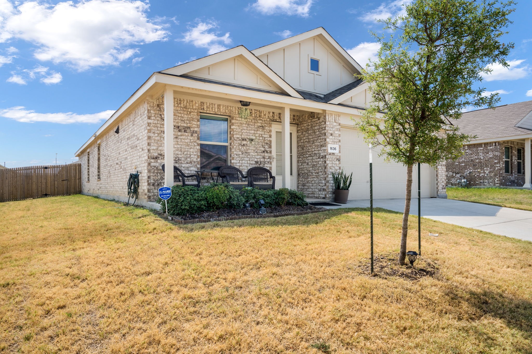 1636 Bluff View Drive