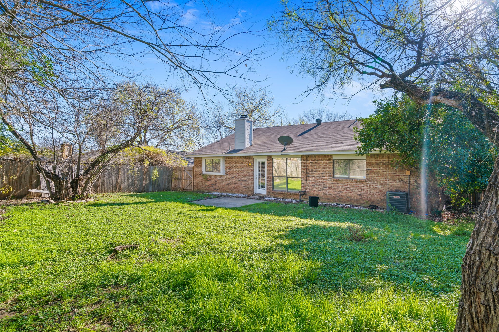 2334 Dartmouth Drive