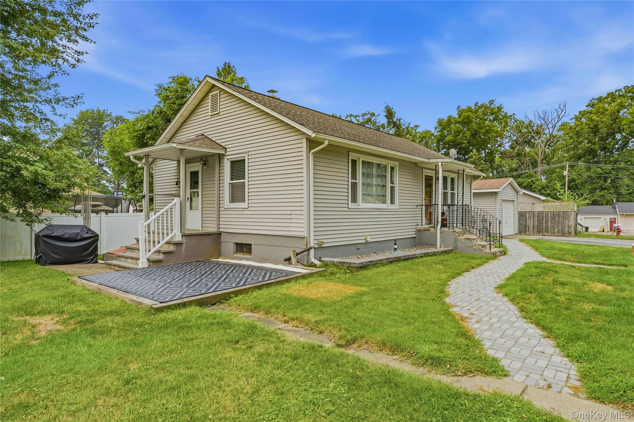 2 Hennessey Place