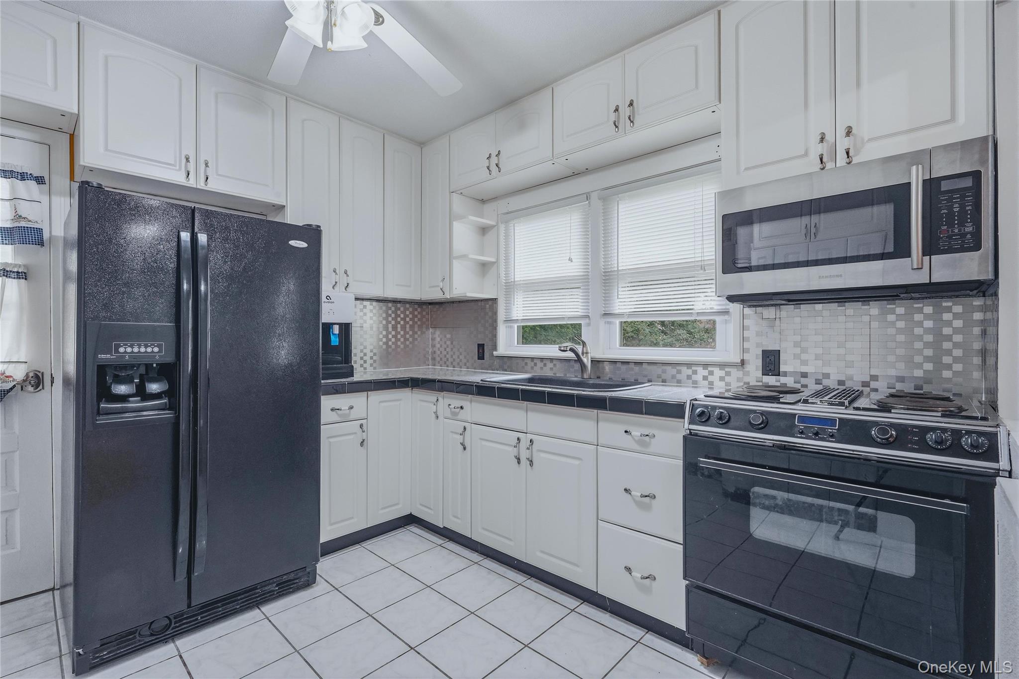 2 Hennessey Place