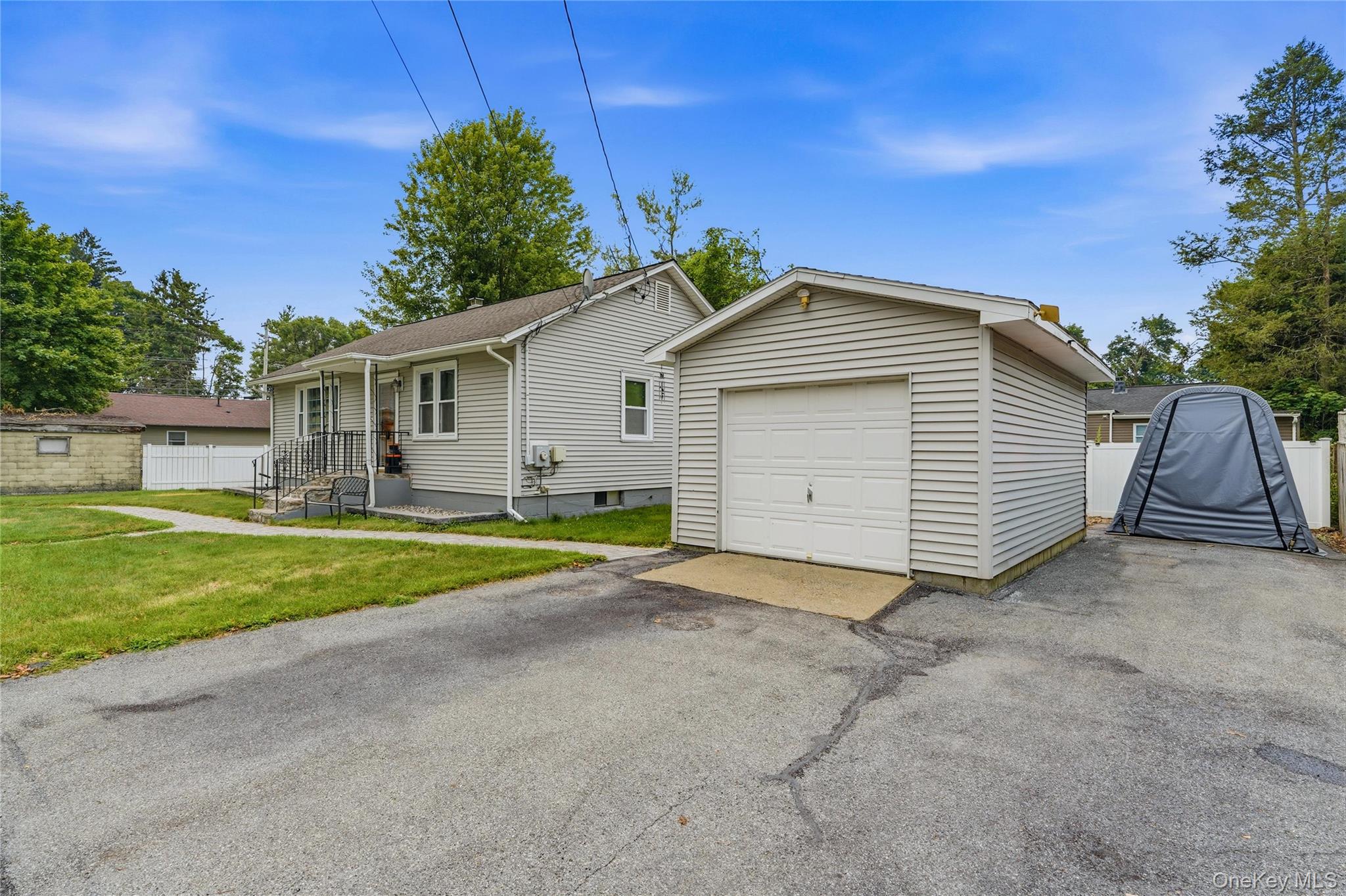 2 Hennessey Place