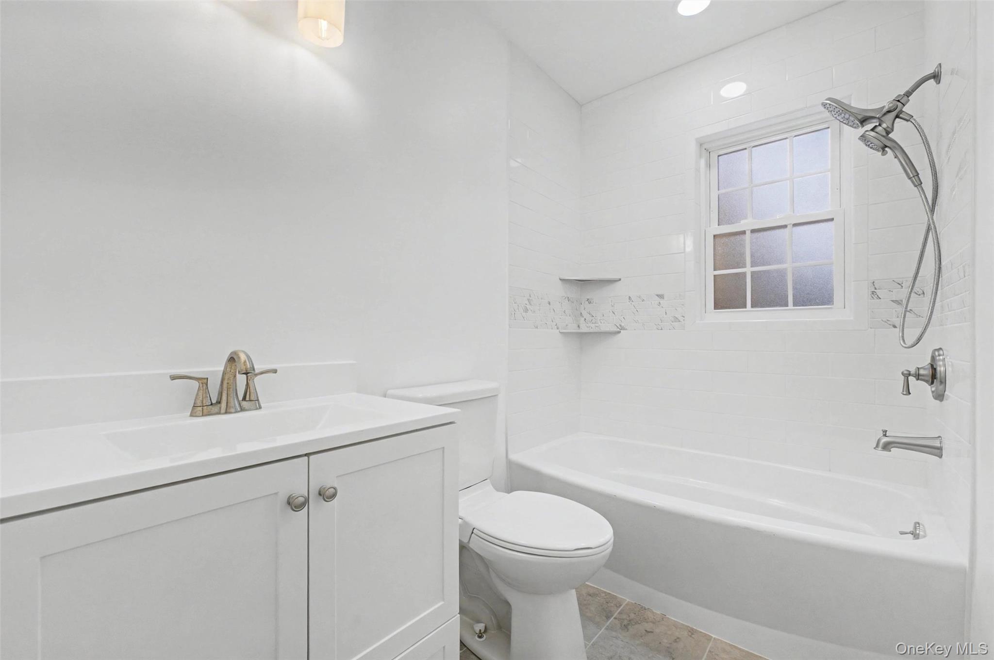 16 Cold Spring Road