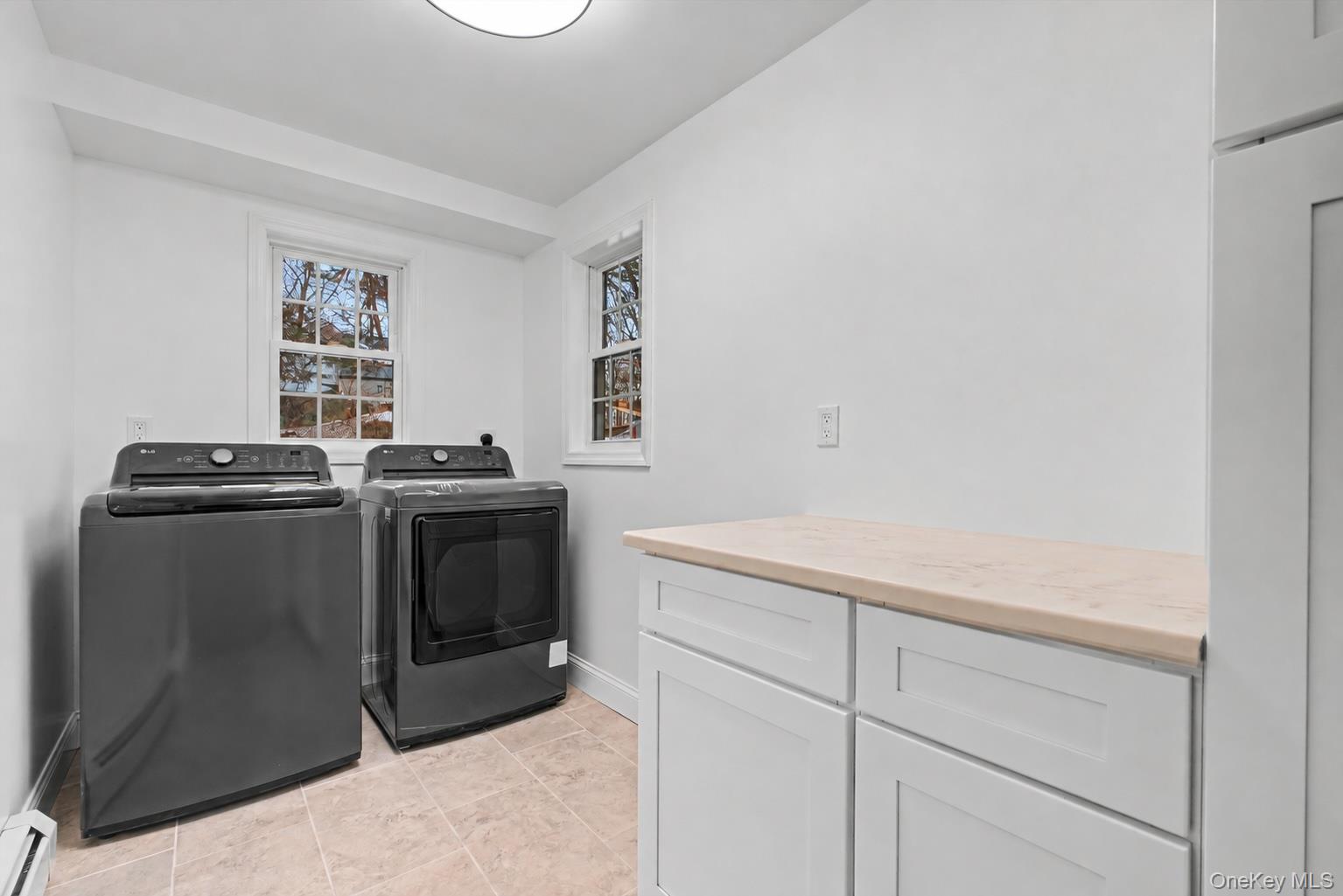 16 Cold Spring Road