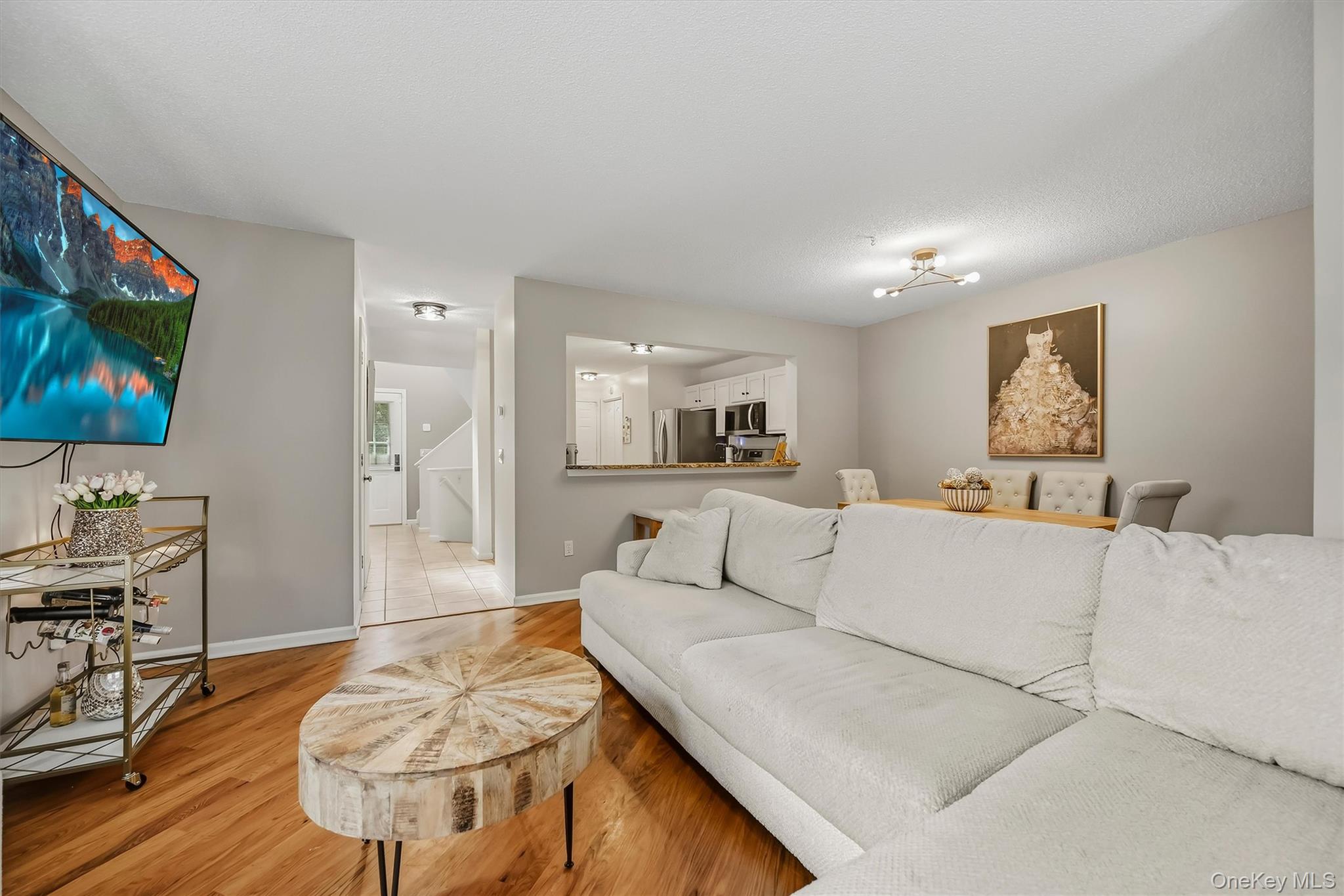 246 Crestwood Court