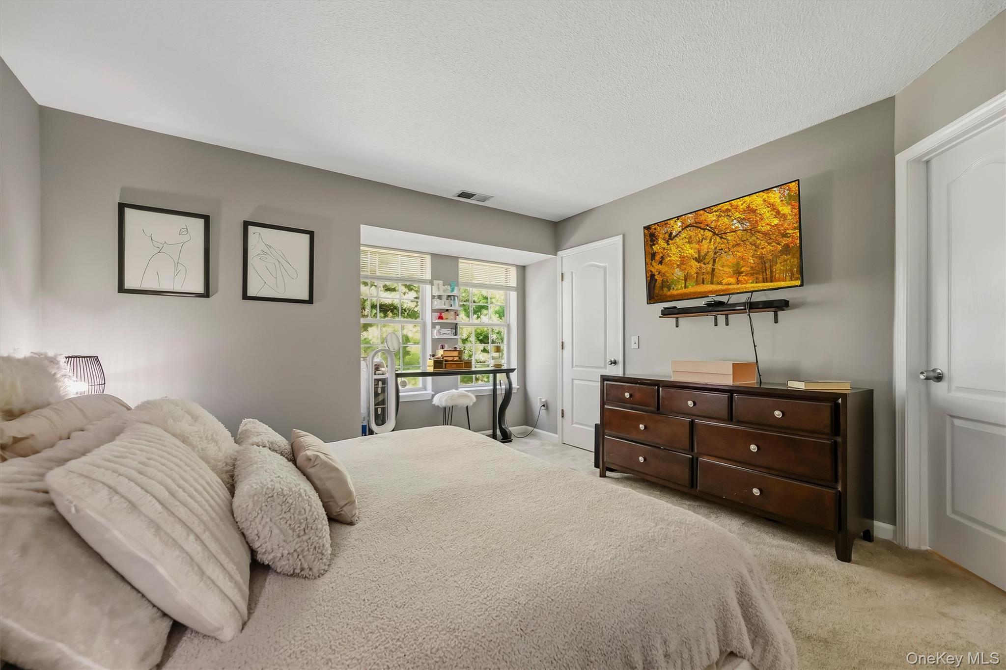 246 Crestwood Court