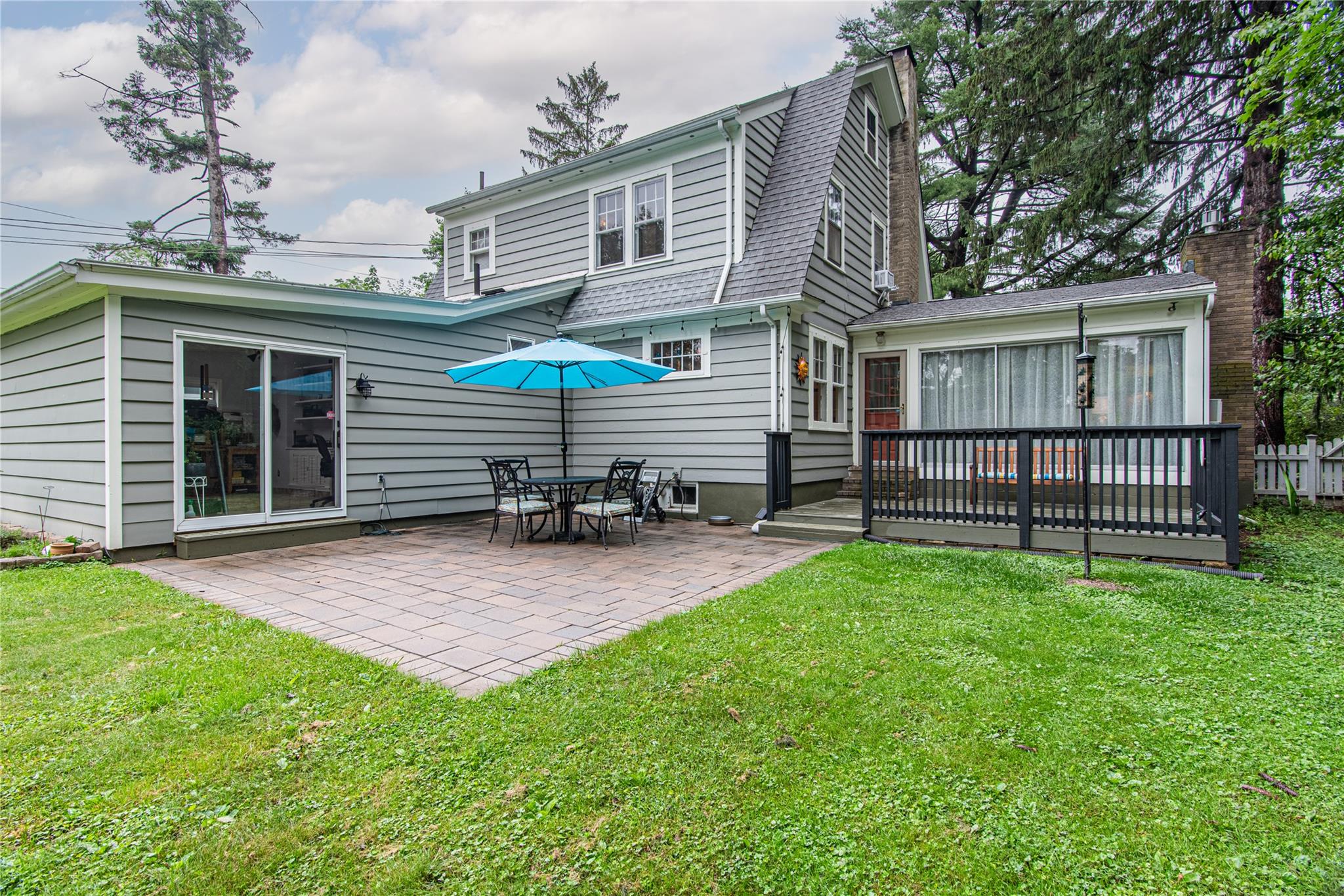 16 Beechwood Park