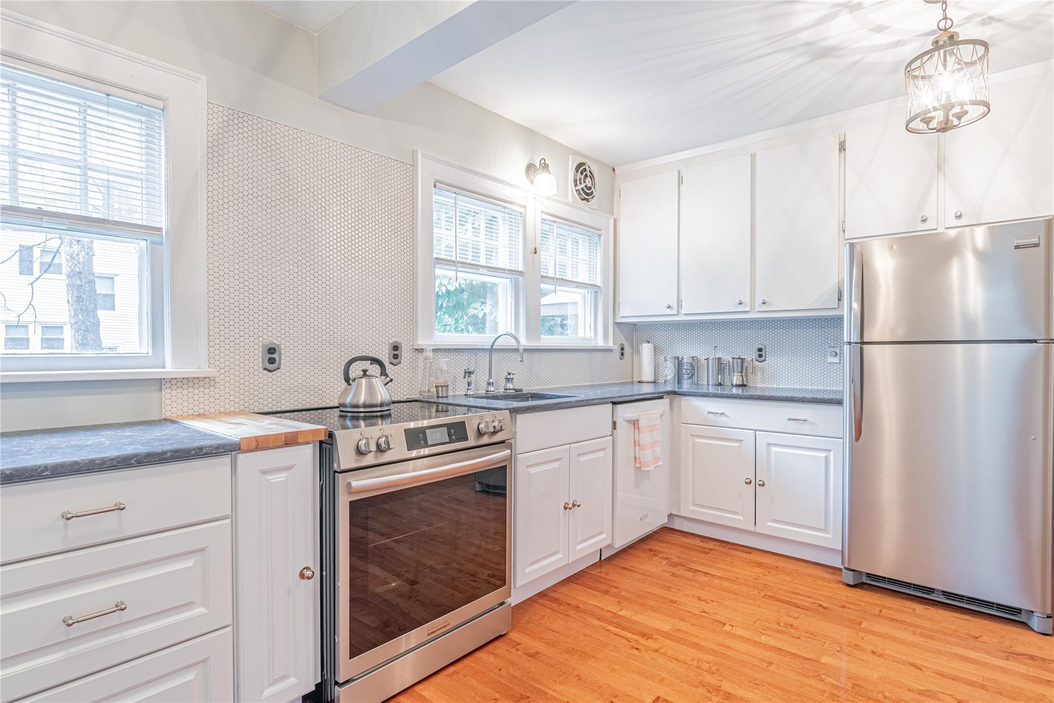 16 Beechwood Park