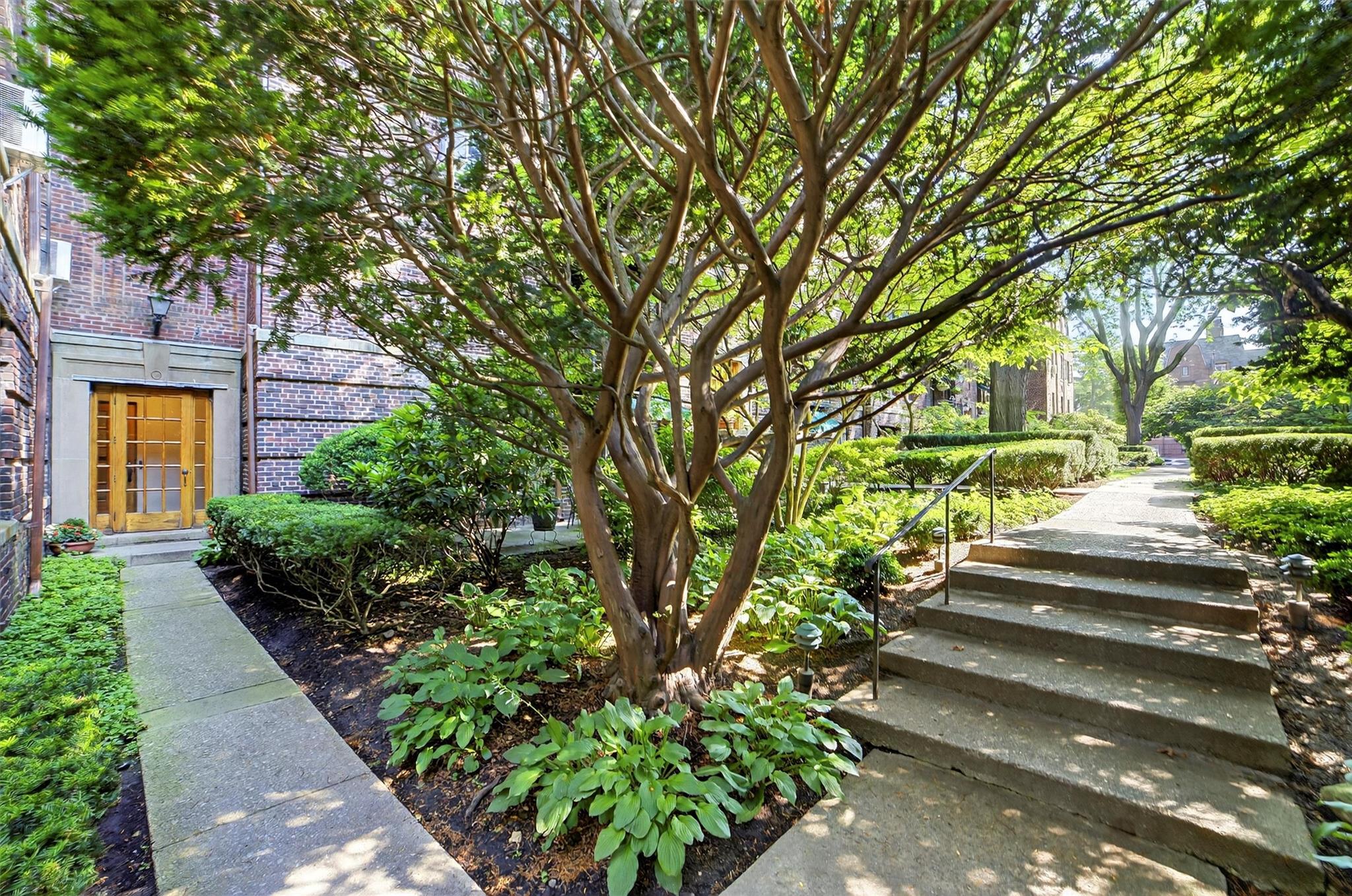 20 N Broadway Unit: O-373