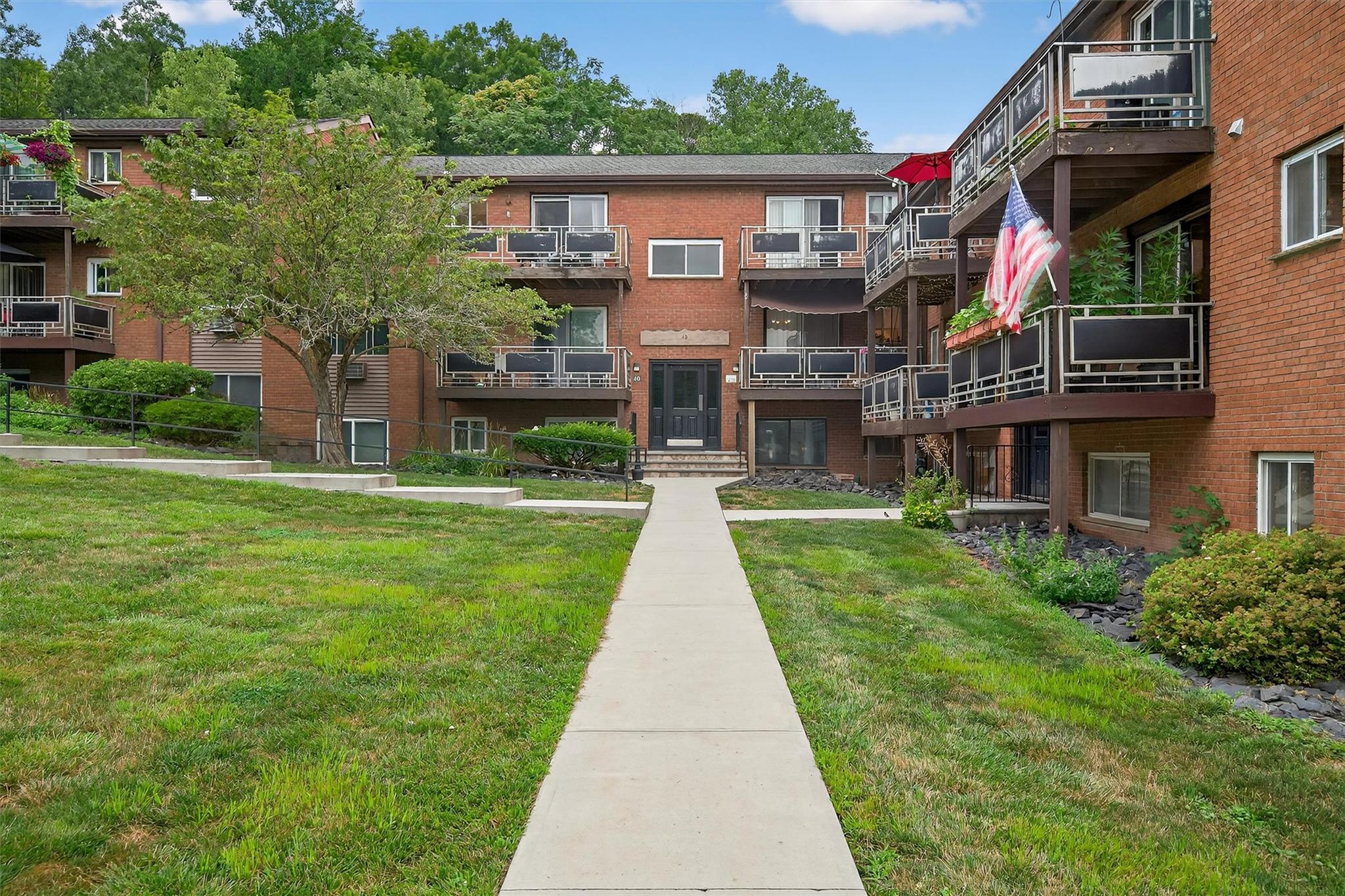 40 Tanager Road Unit: 4002