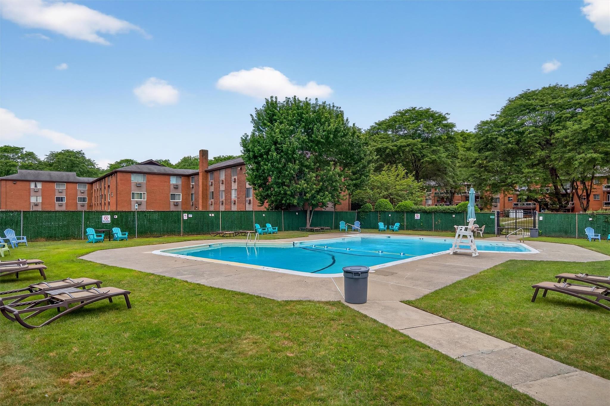 40 Tanager Road Unit: 4002
