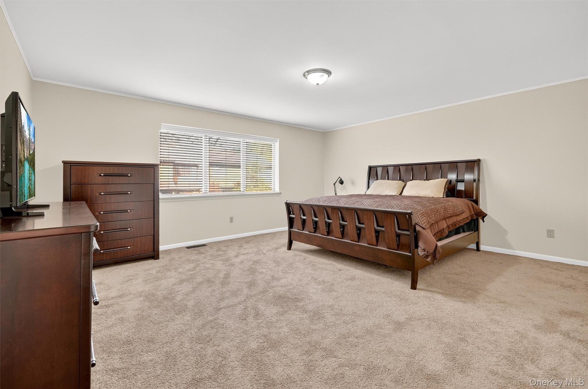 200 California Road Unit: 9