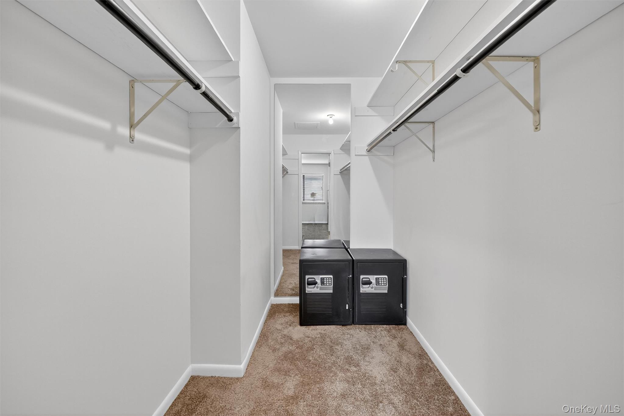 200 California Road Unit: 9