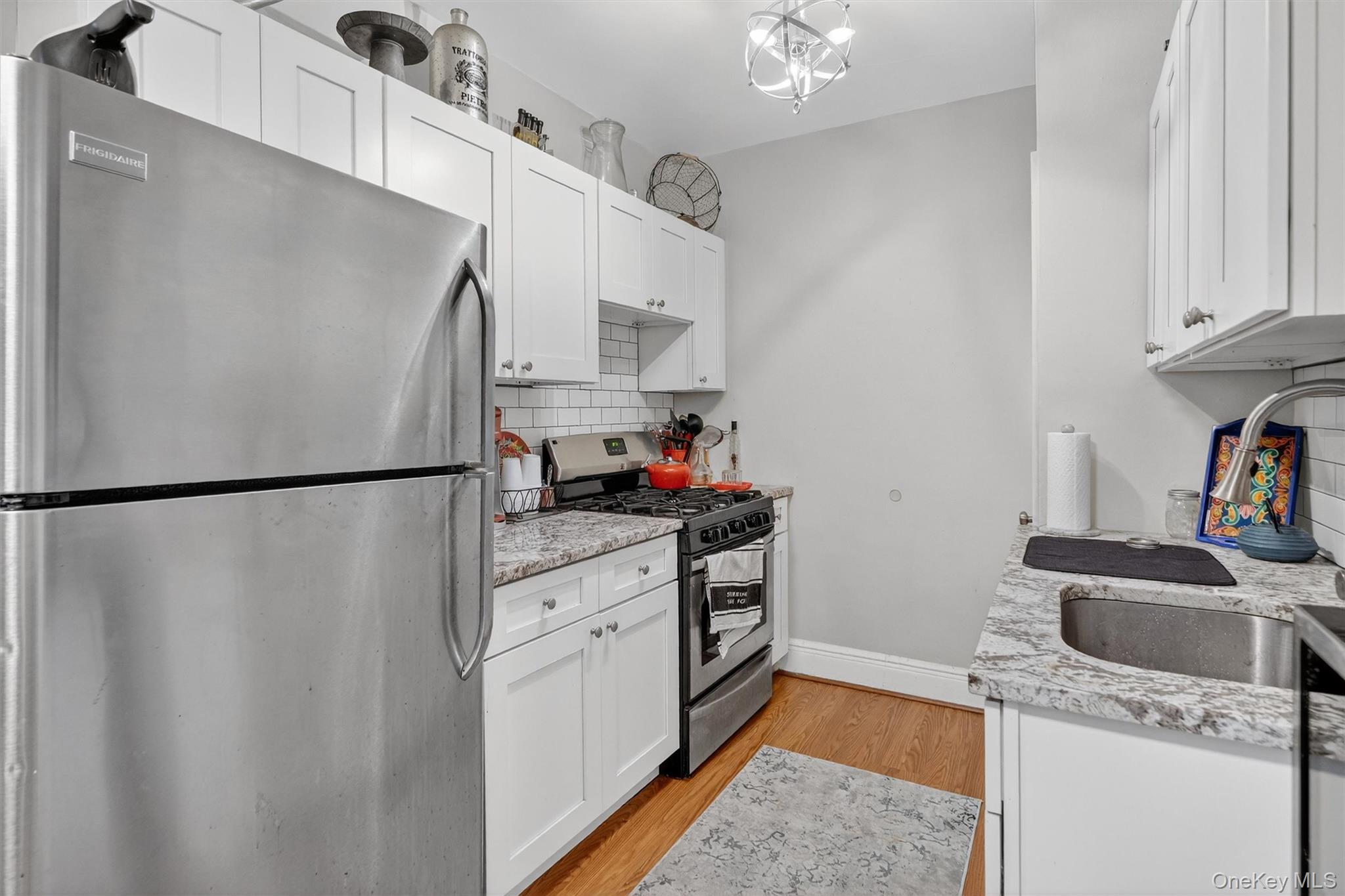 475 Bronx River Road Unit: 2D
