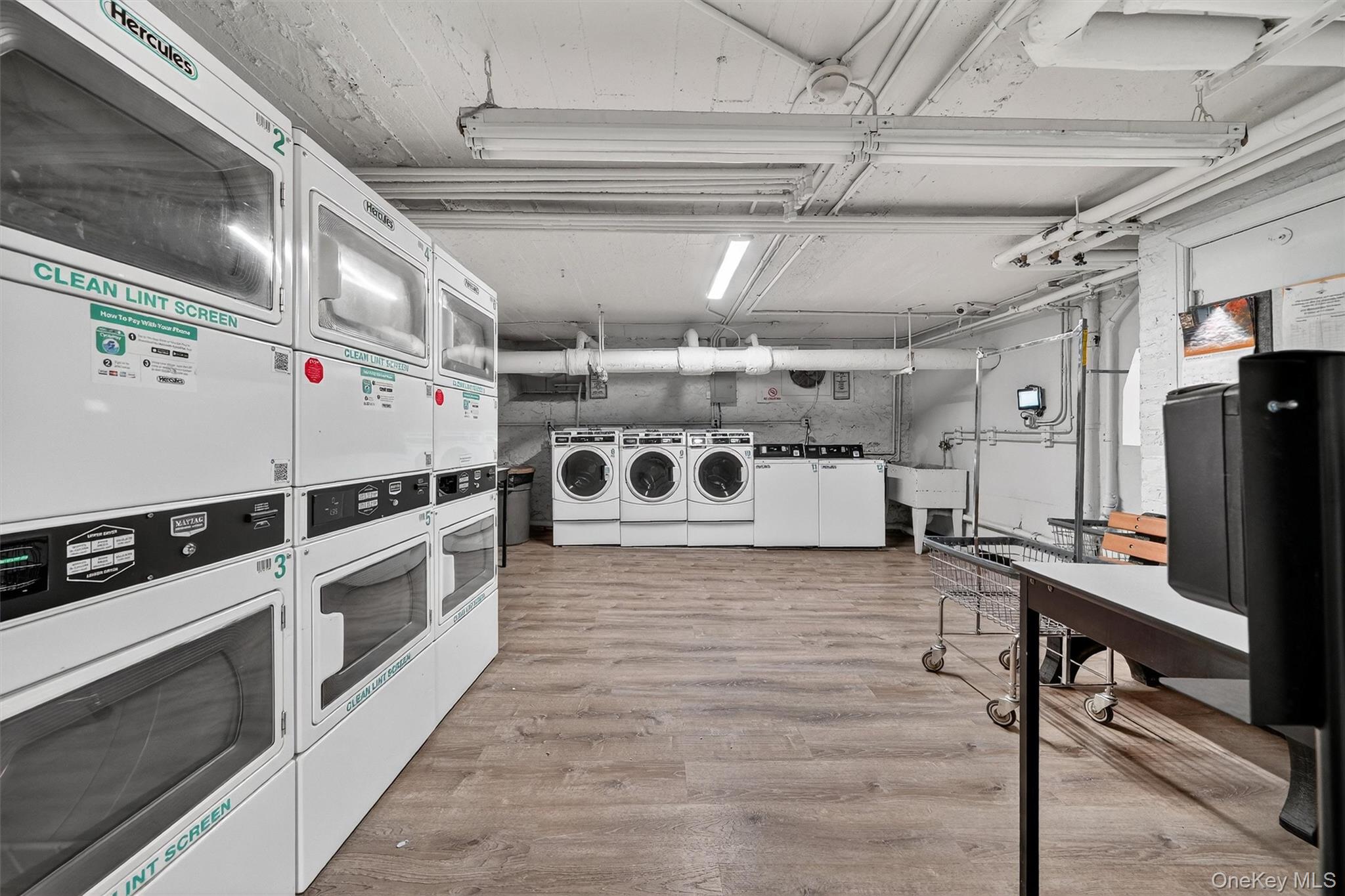 475 Bronx River Road Unit: 2D