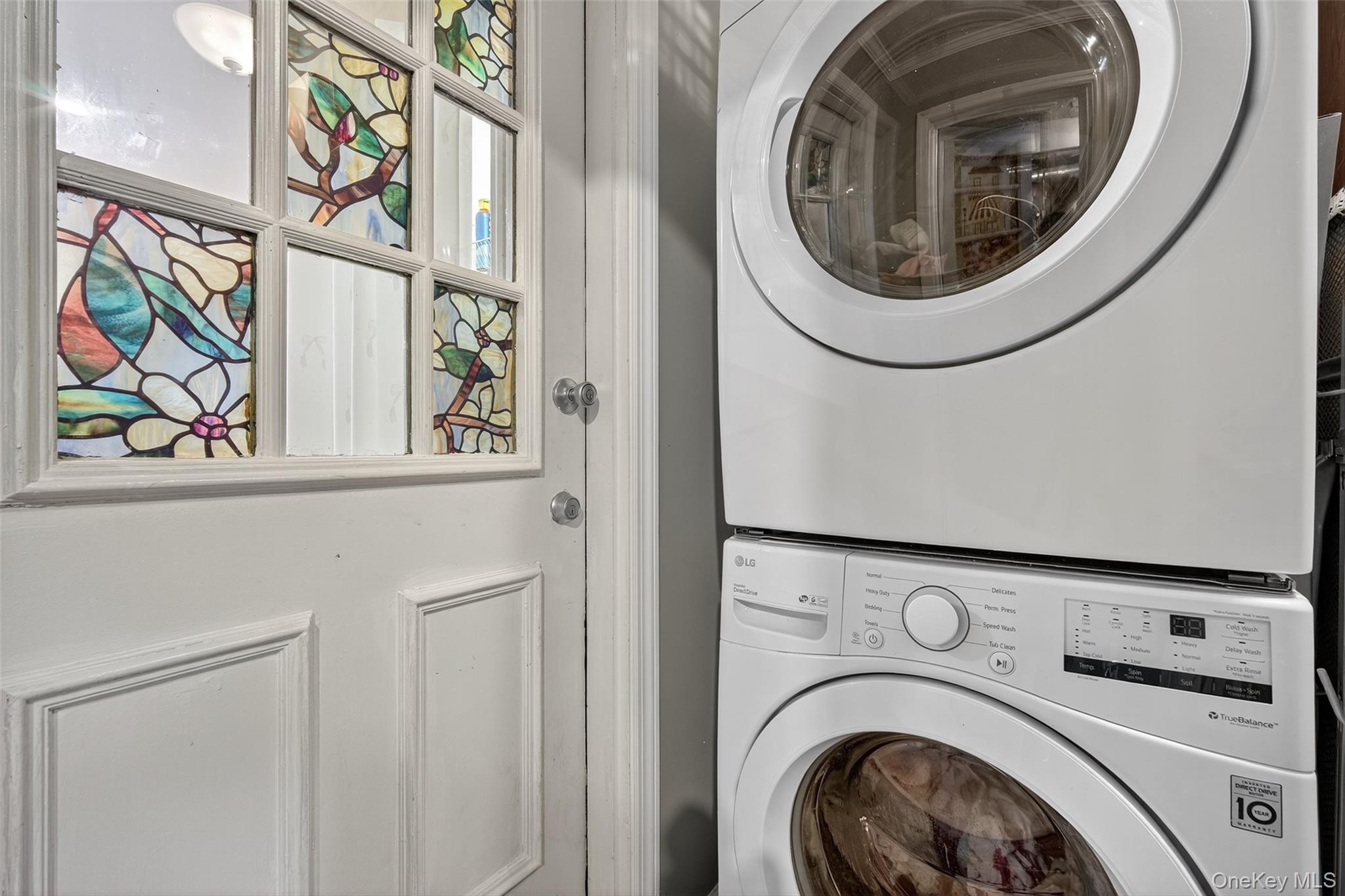 97 W Lakeshore Drive