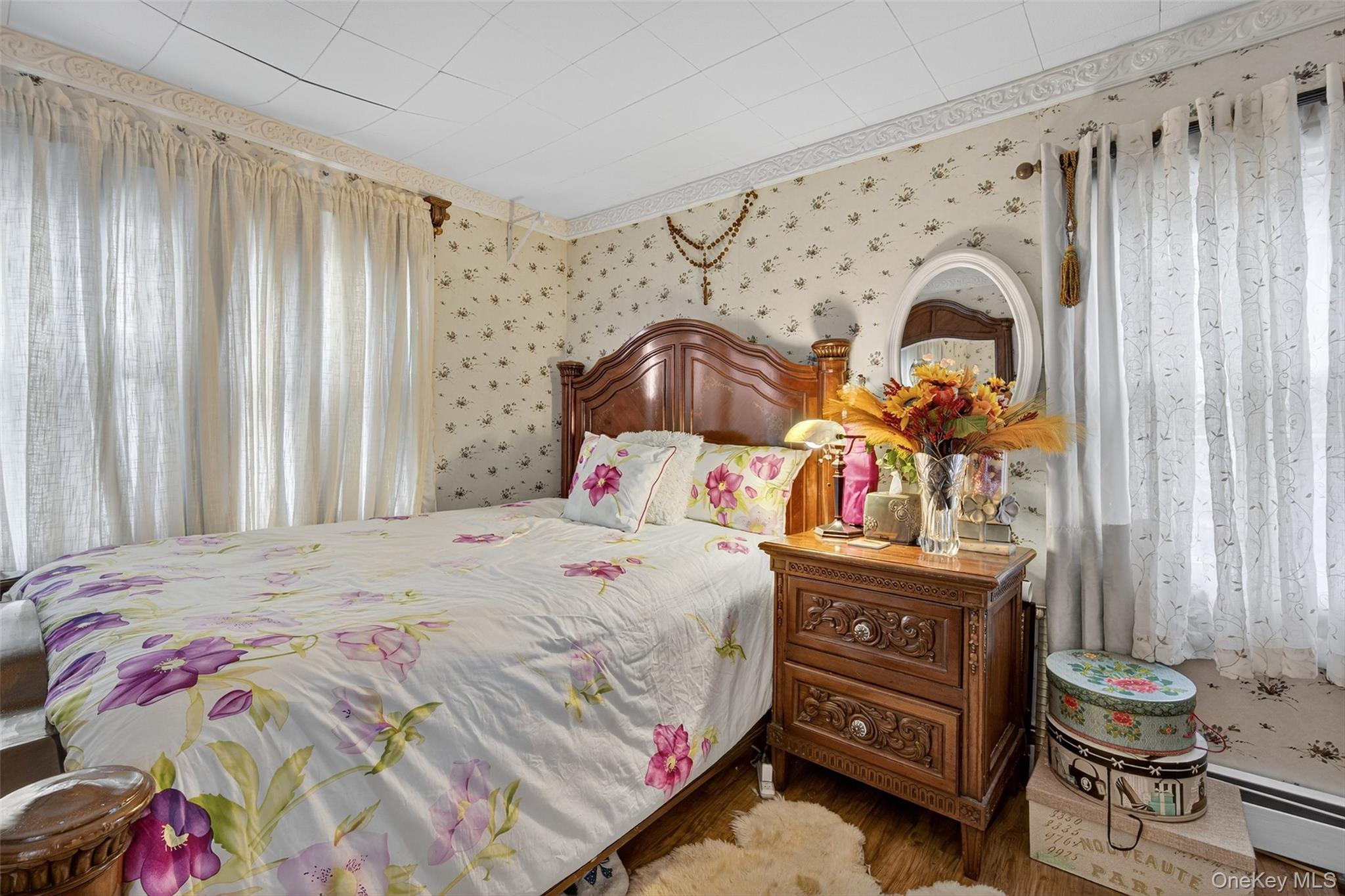 97 W Lakeshore Drive