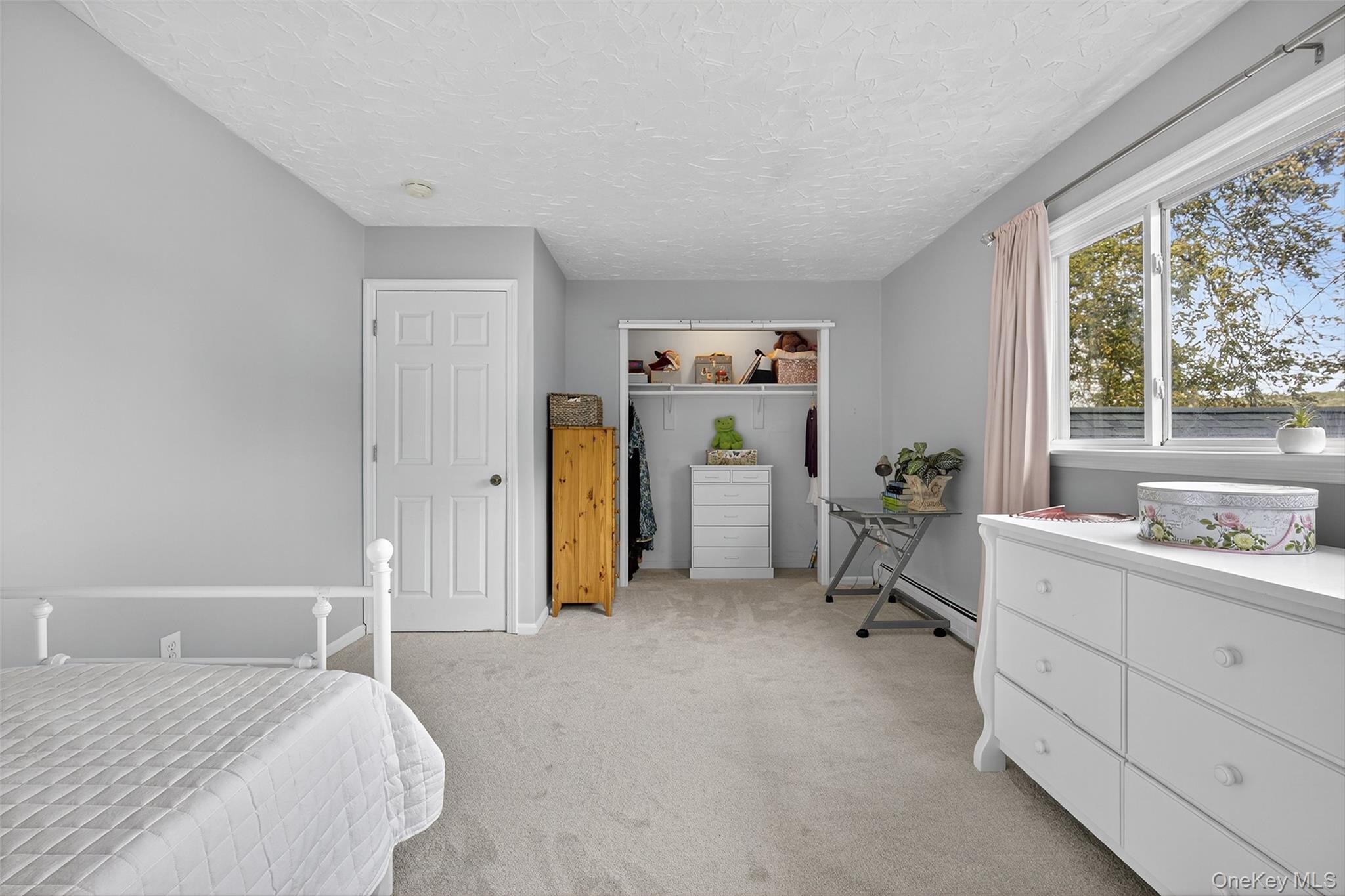 97 W Lakeshore Drive