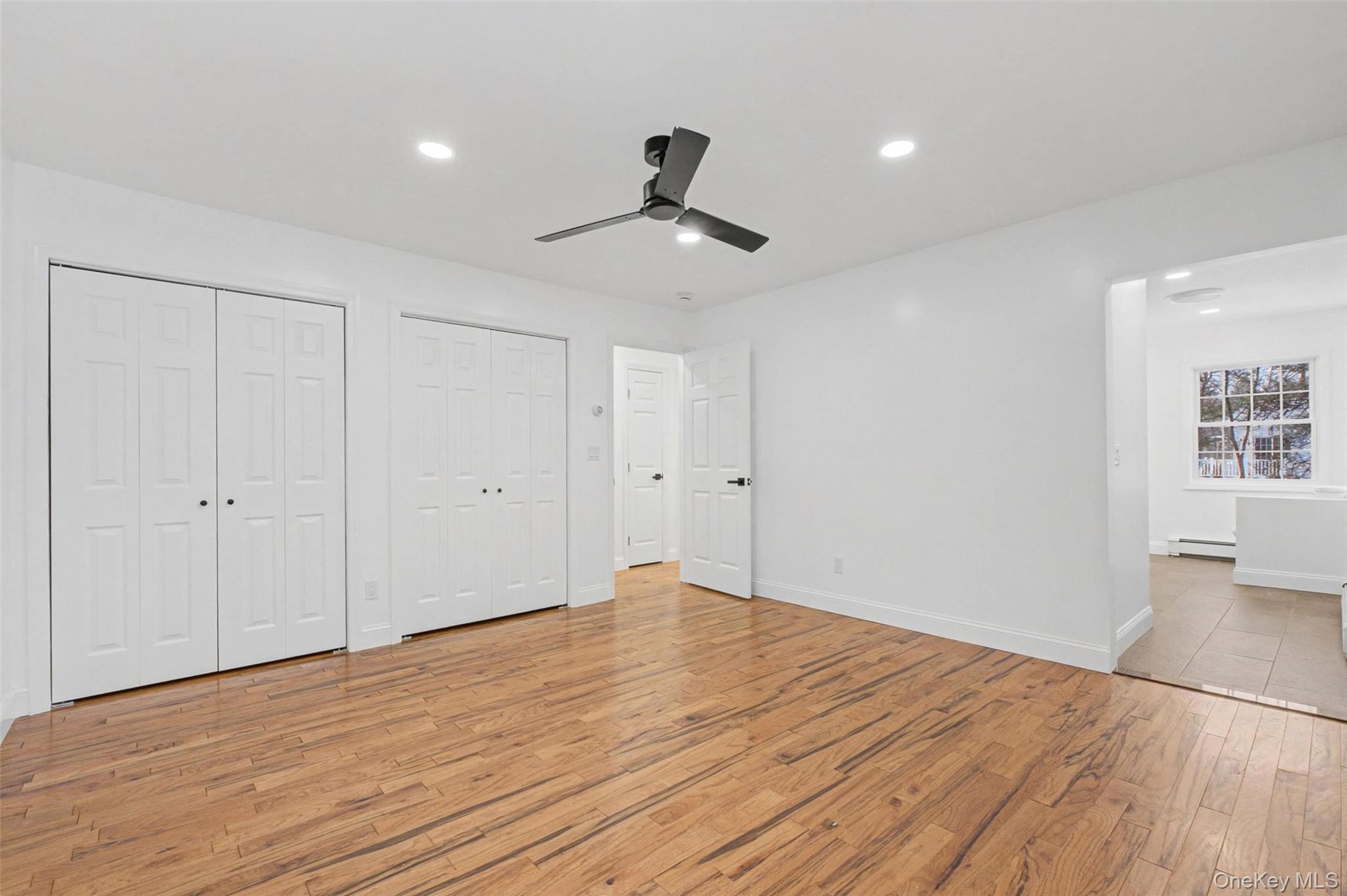 16 Cold Spring Road