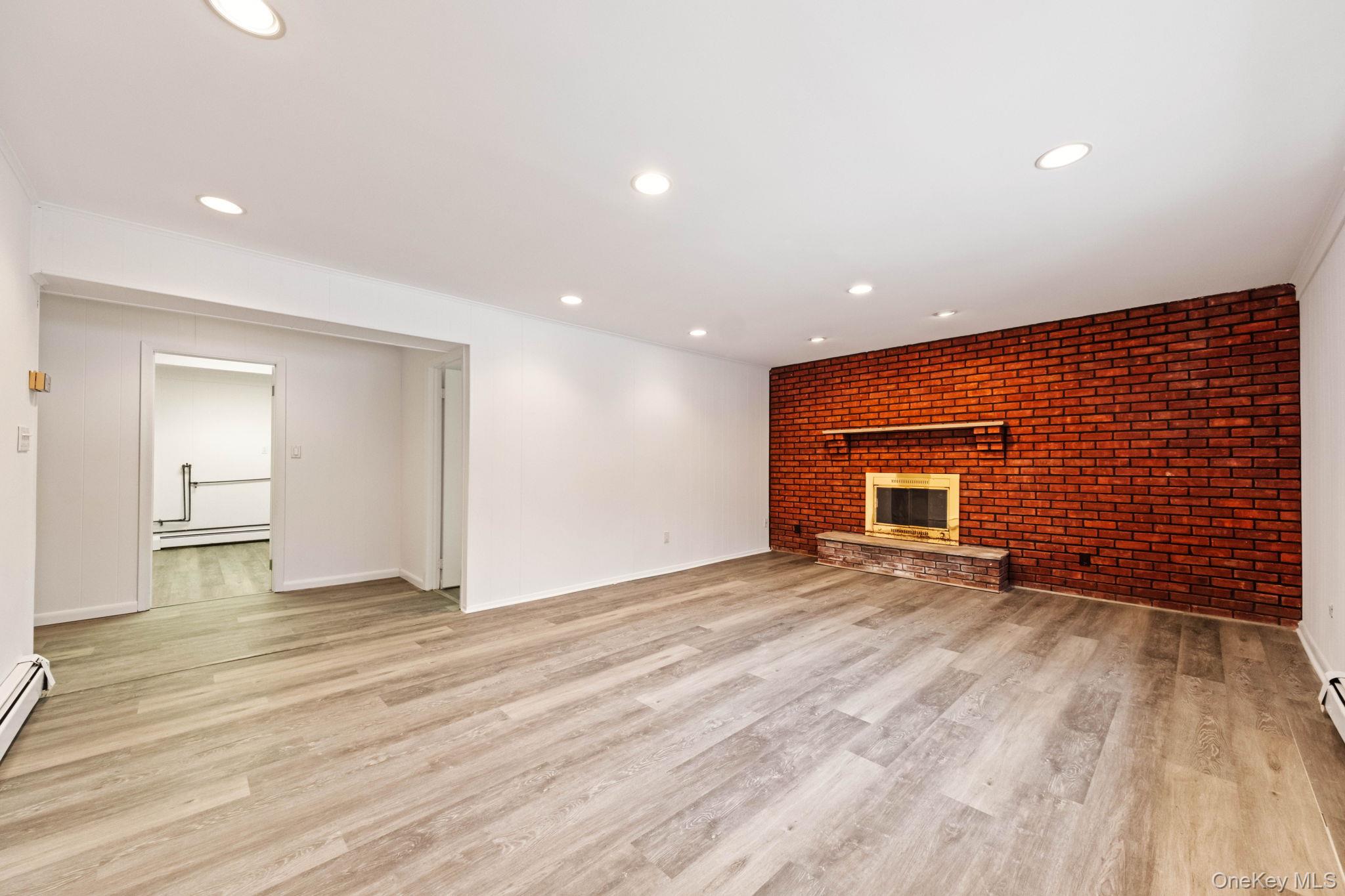 32 Bramble Brook Road