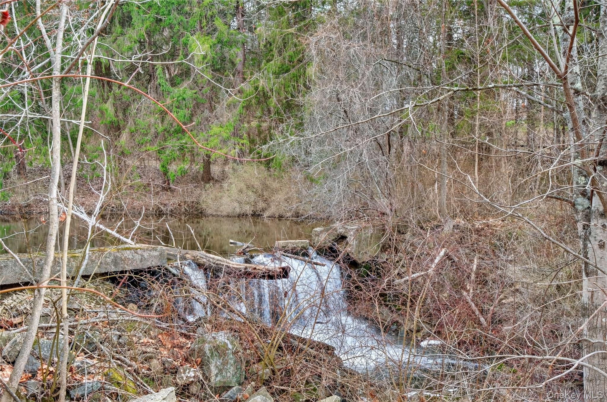 256 Overlook Road