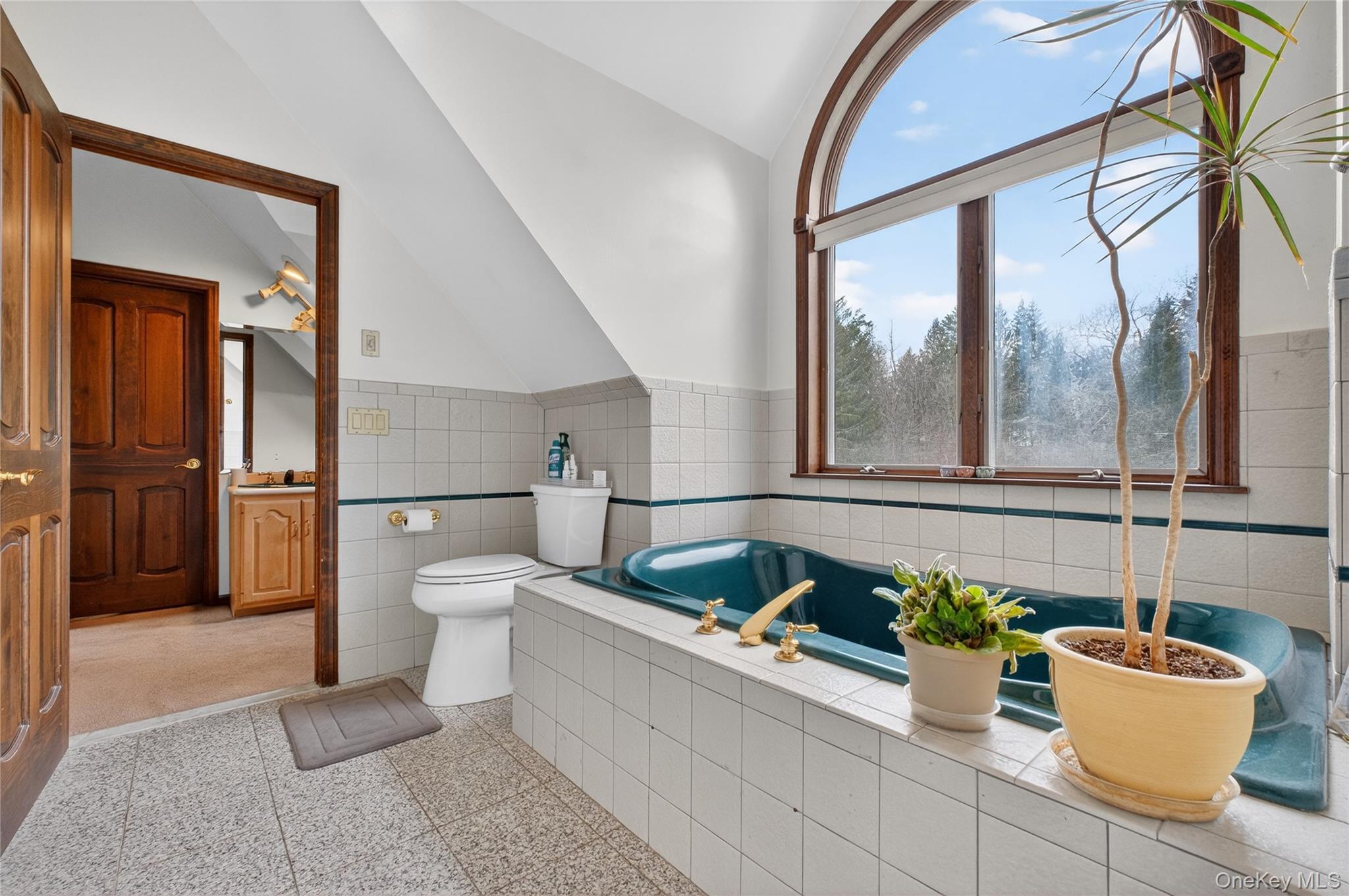 256 Overlook Road