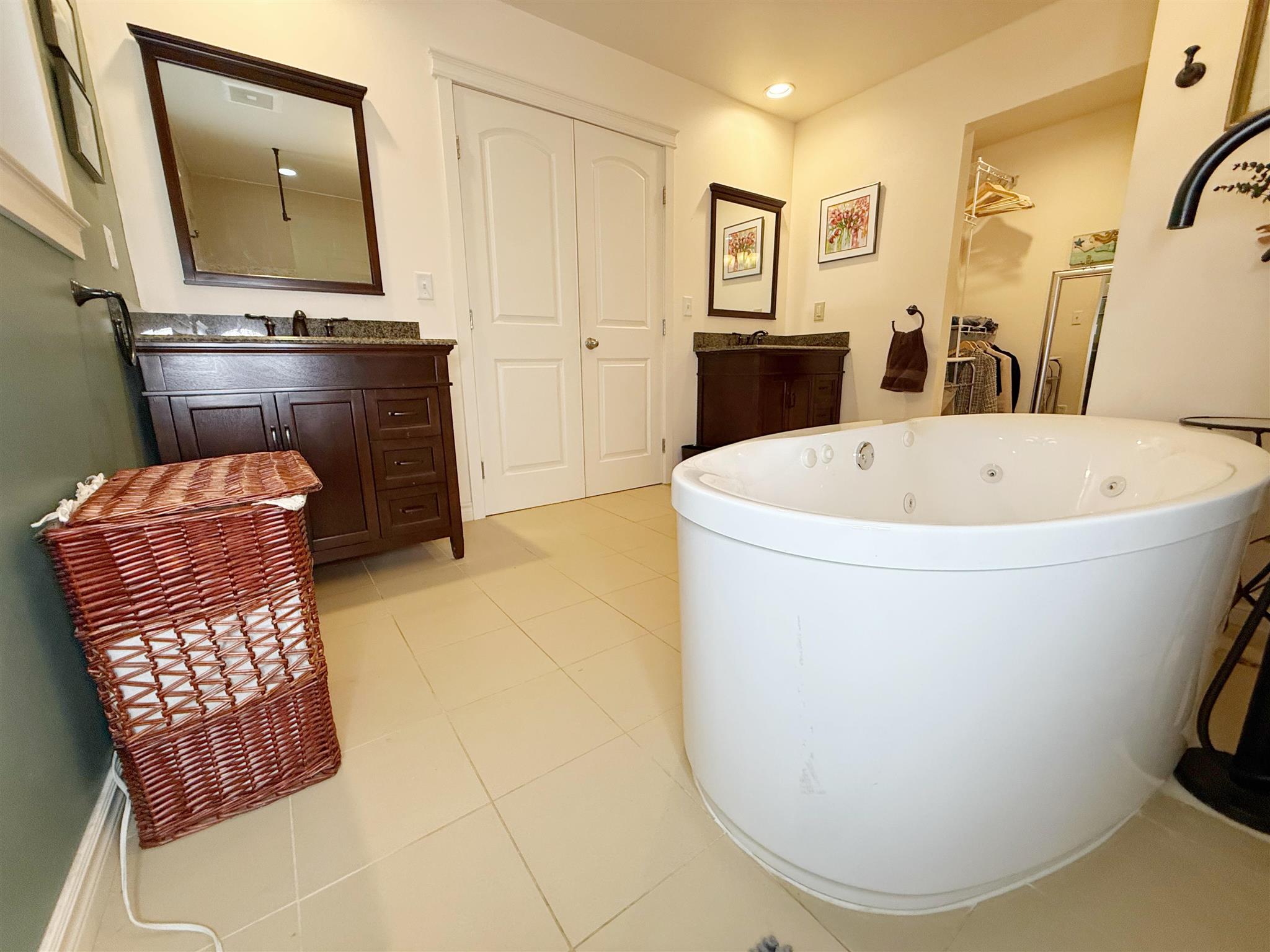 7249 South Tongass Highway