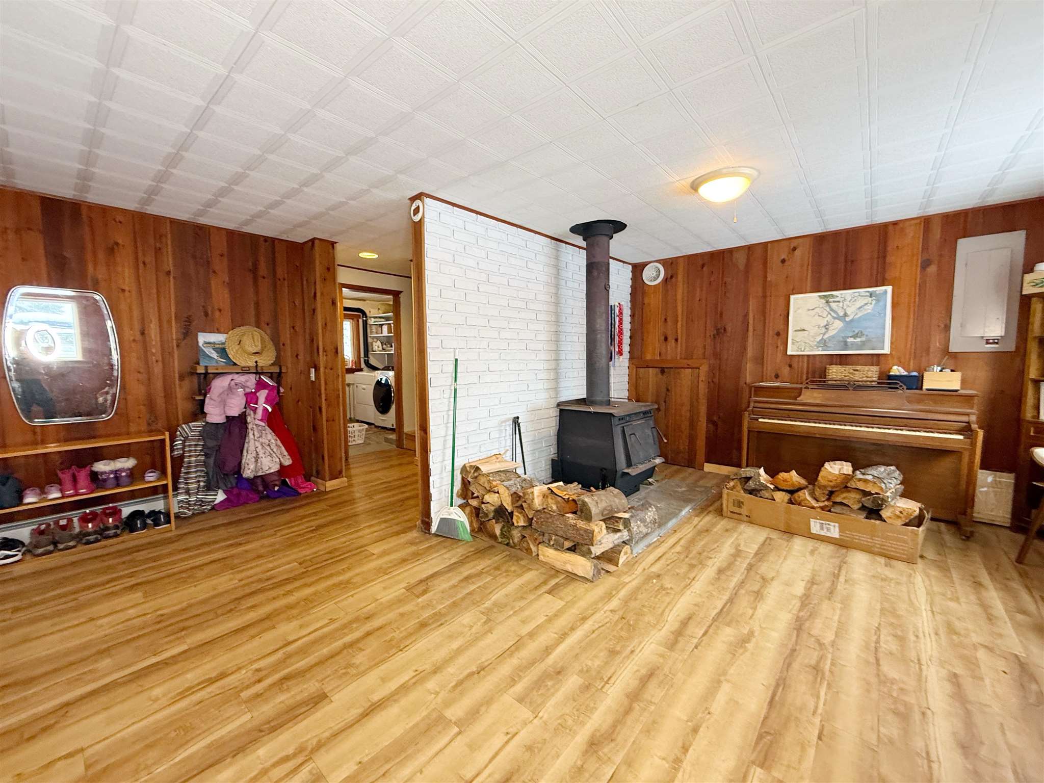 7249 South Tongass Highway