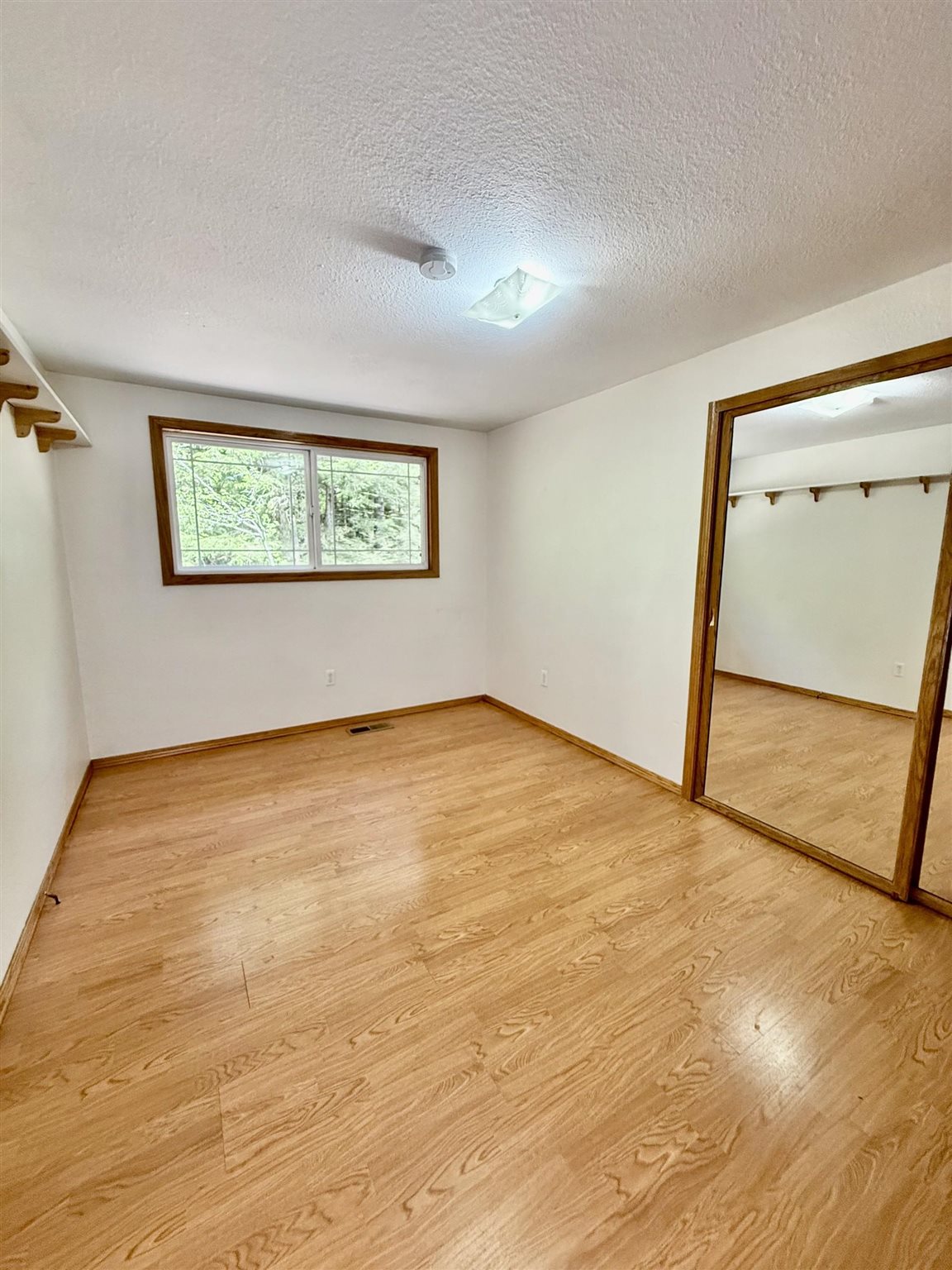 646 Schoenbar Road