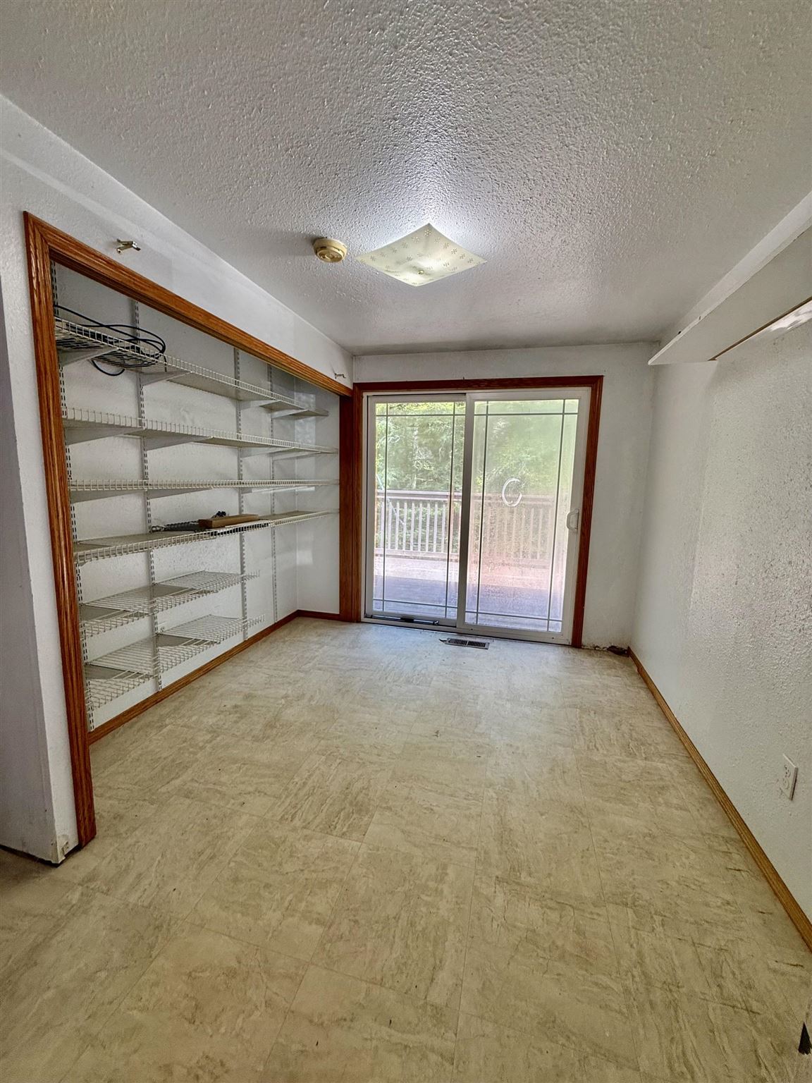 646 Schoenbar Road