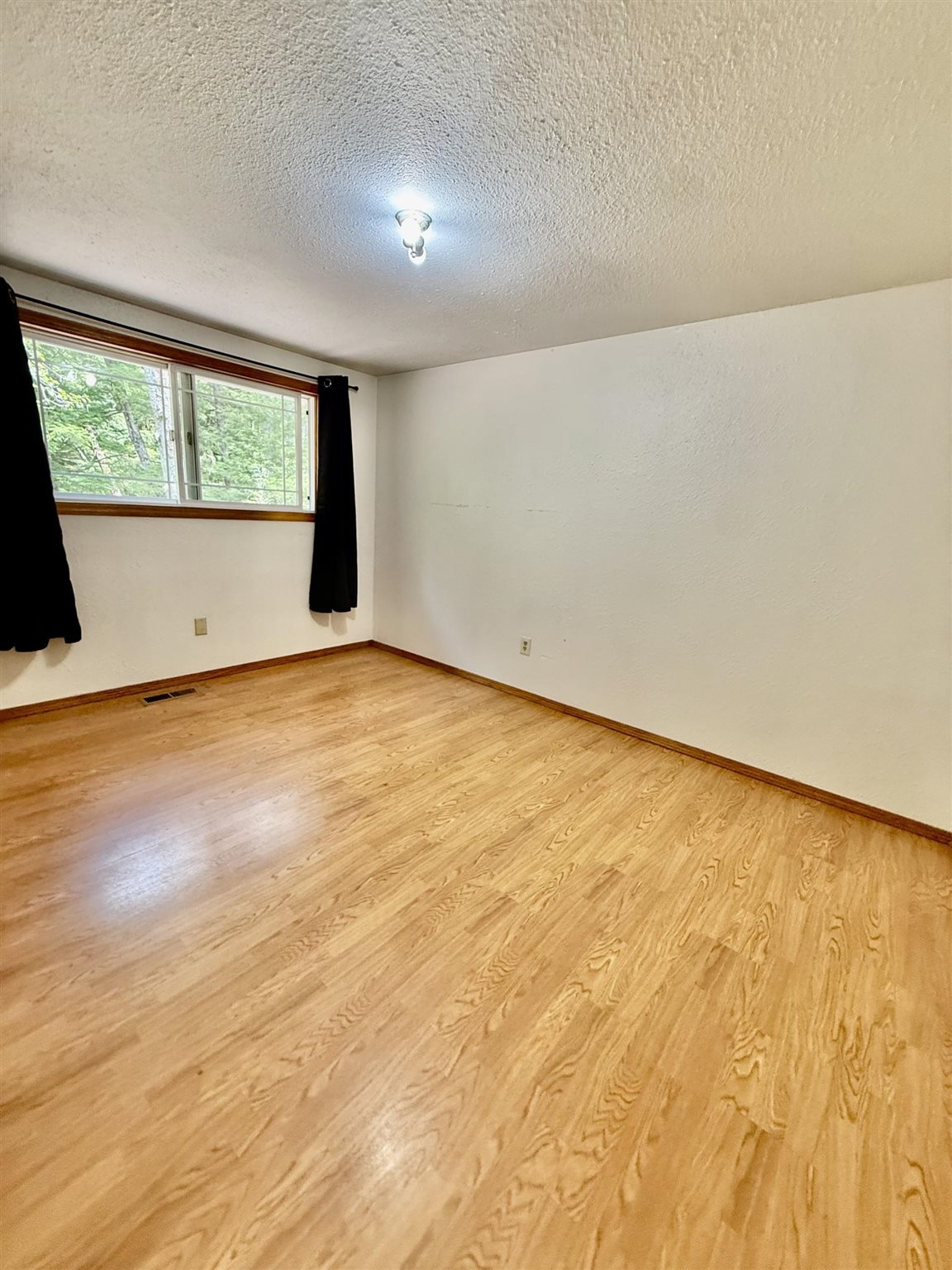 646 Schoenbar Road