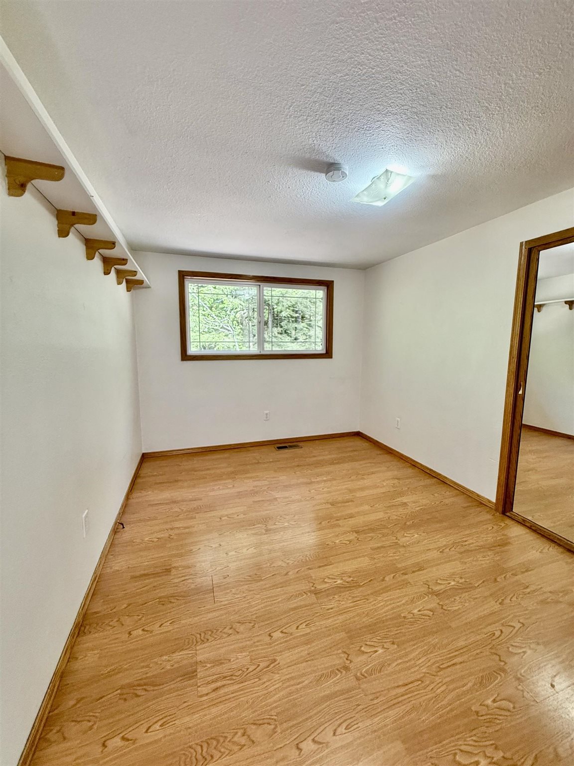 646 Schoenbar Road