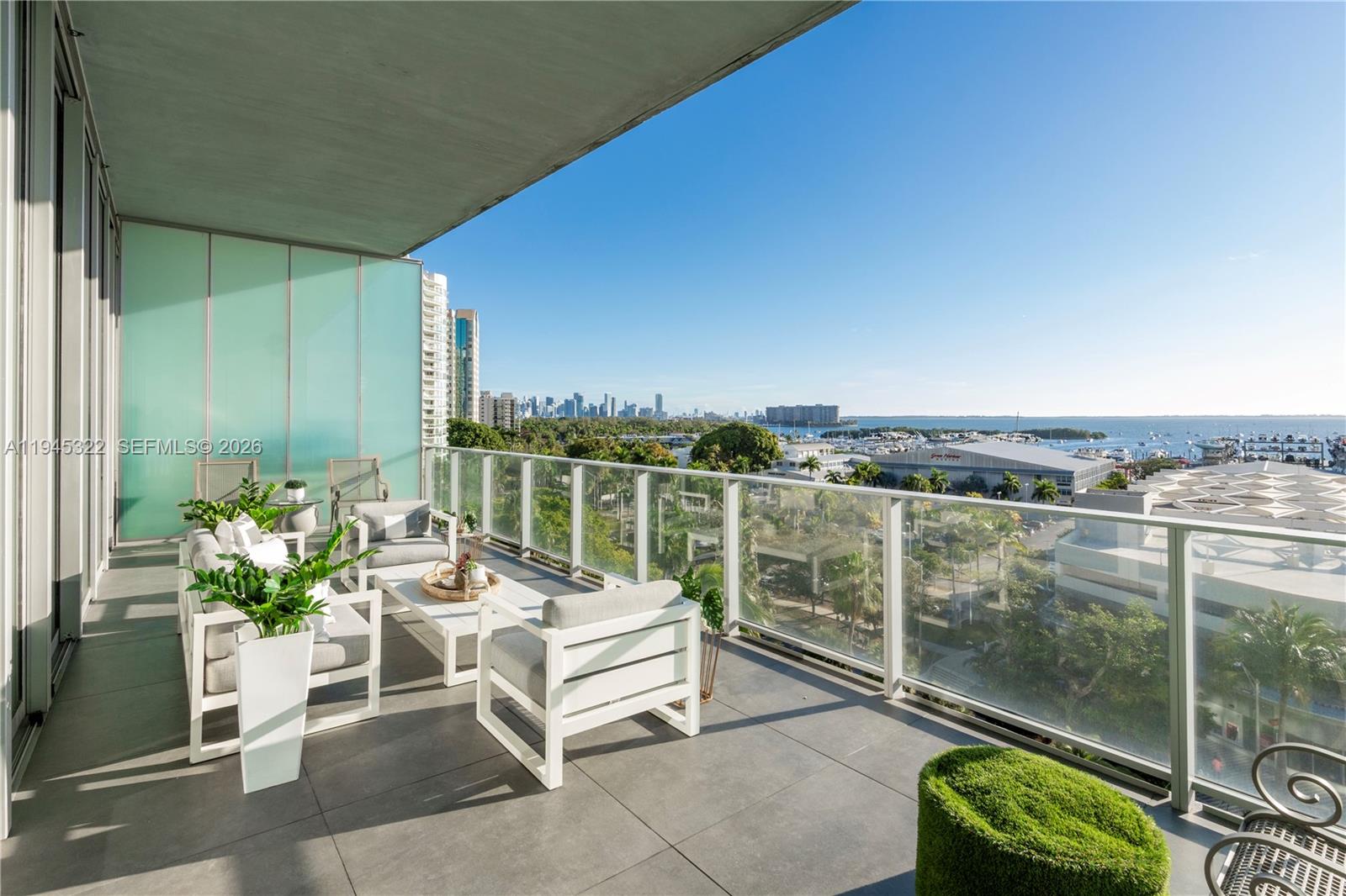 2675 S Bayshore Dr # 603S