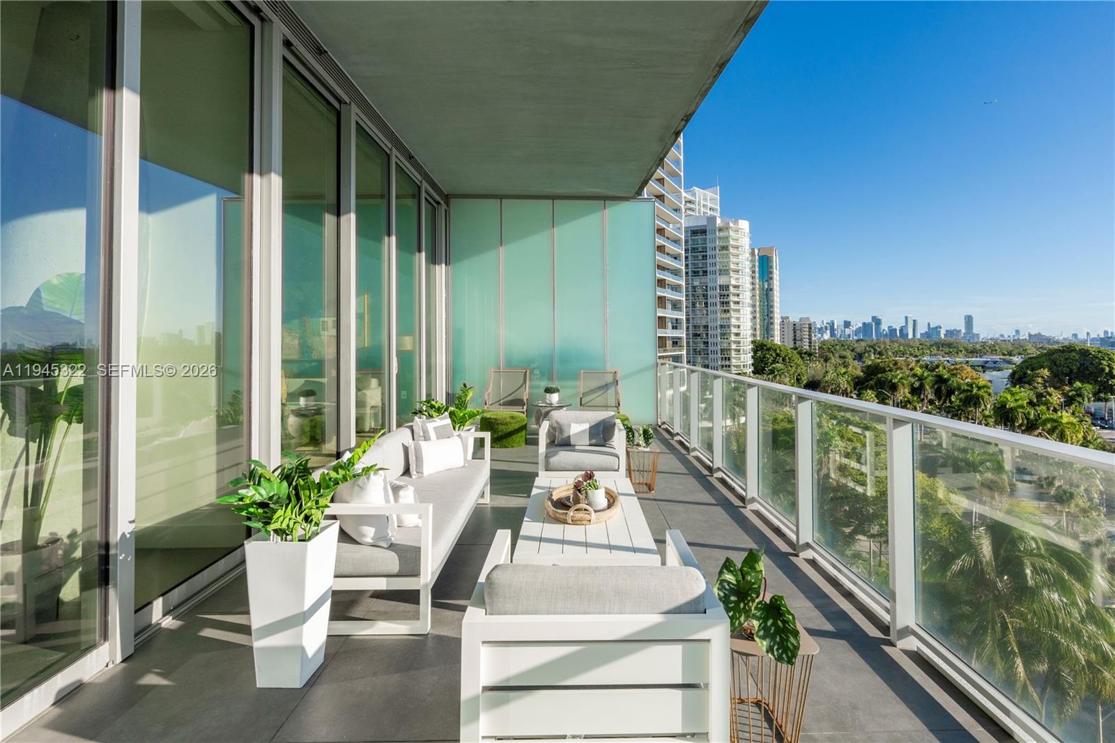 2675 S Bayshore Dr # 603S