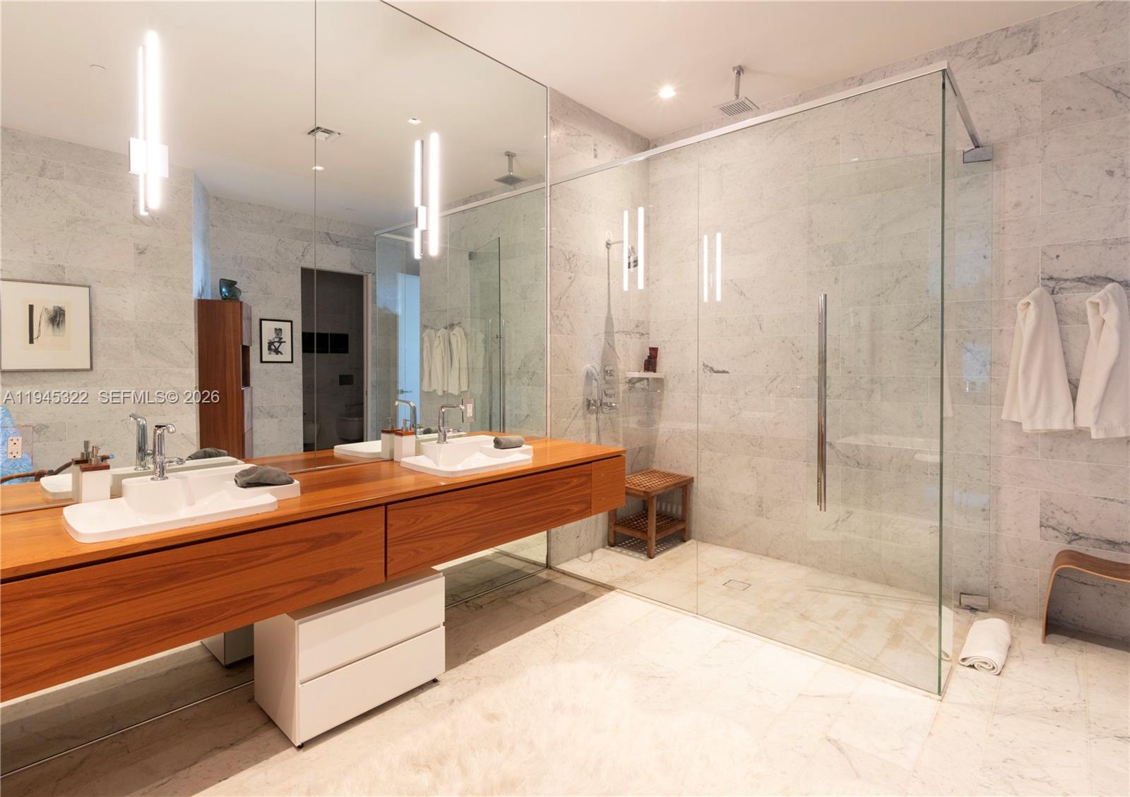 2675 S Bayshore Dr # 603S