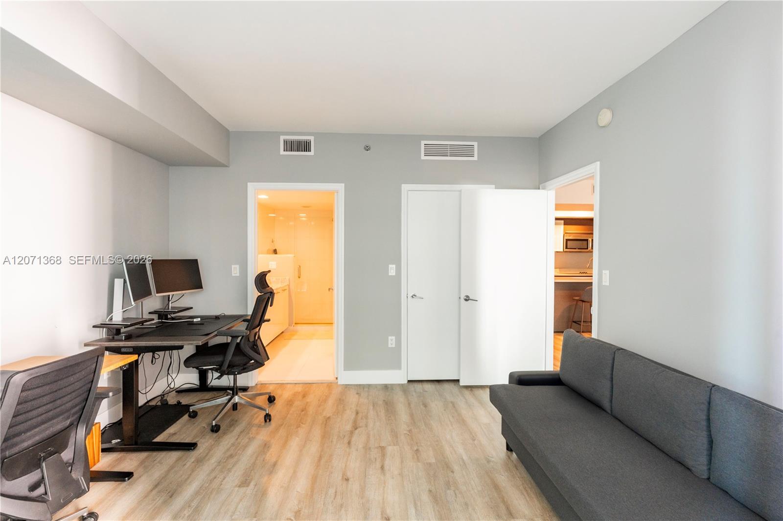 55 SE 6th St # 1205