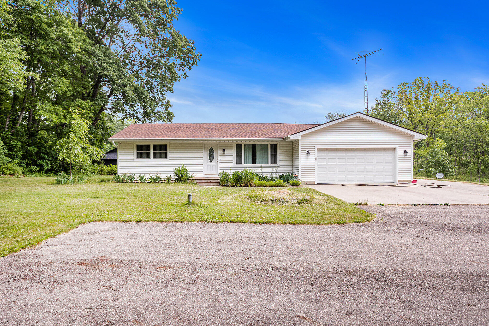 22072 Pine Lake Rd Road