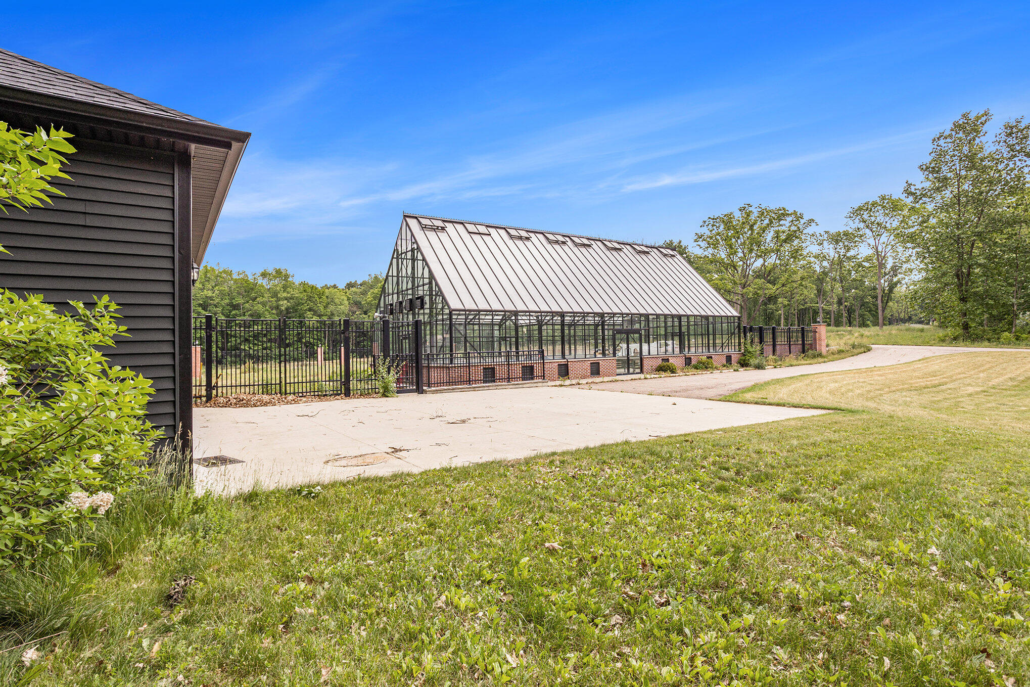 22072 Pine Lake Rd Road
