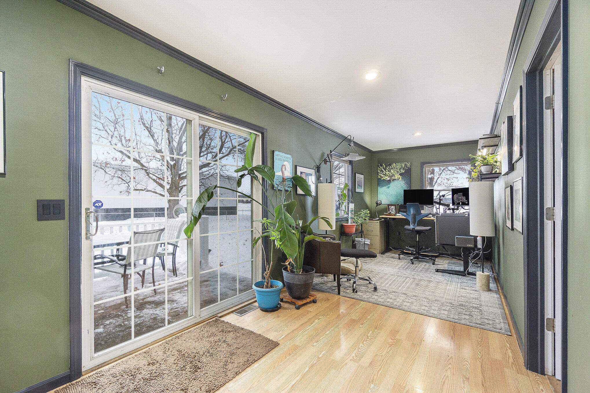 1081 Sir Knight Road
